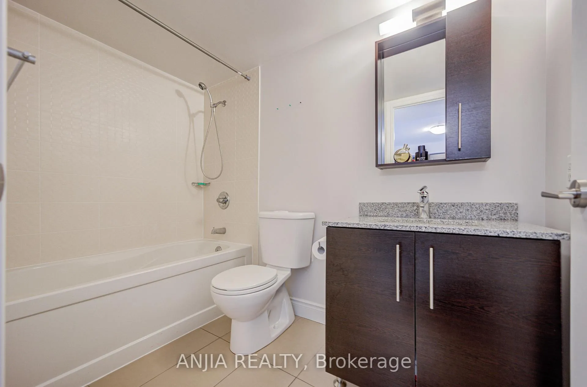 Photo 16 of Unit 1112, 273 South Park Road, Markham, Commerce Valley — HOMEH