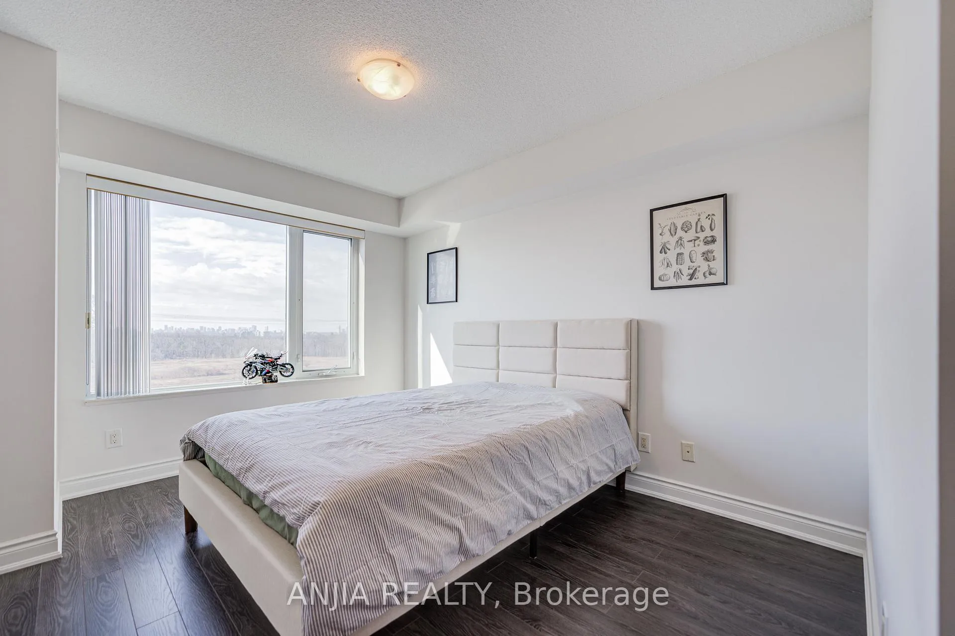 Photo 17 of Unit 1112, 273 South Park Road, Markham, Commerce Valley — HOMEH