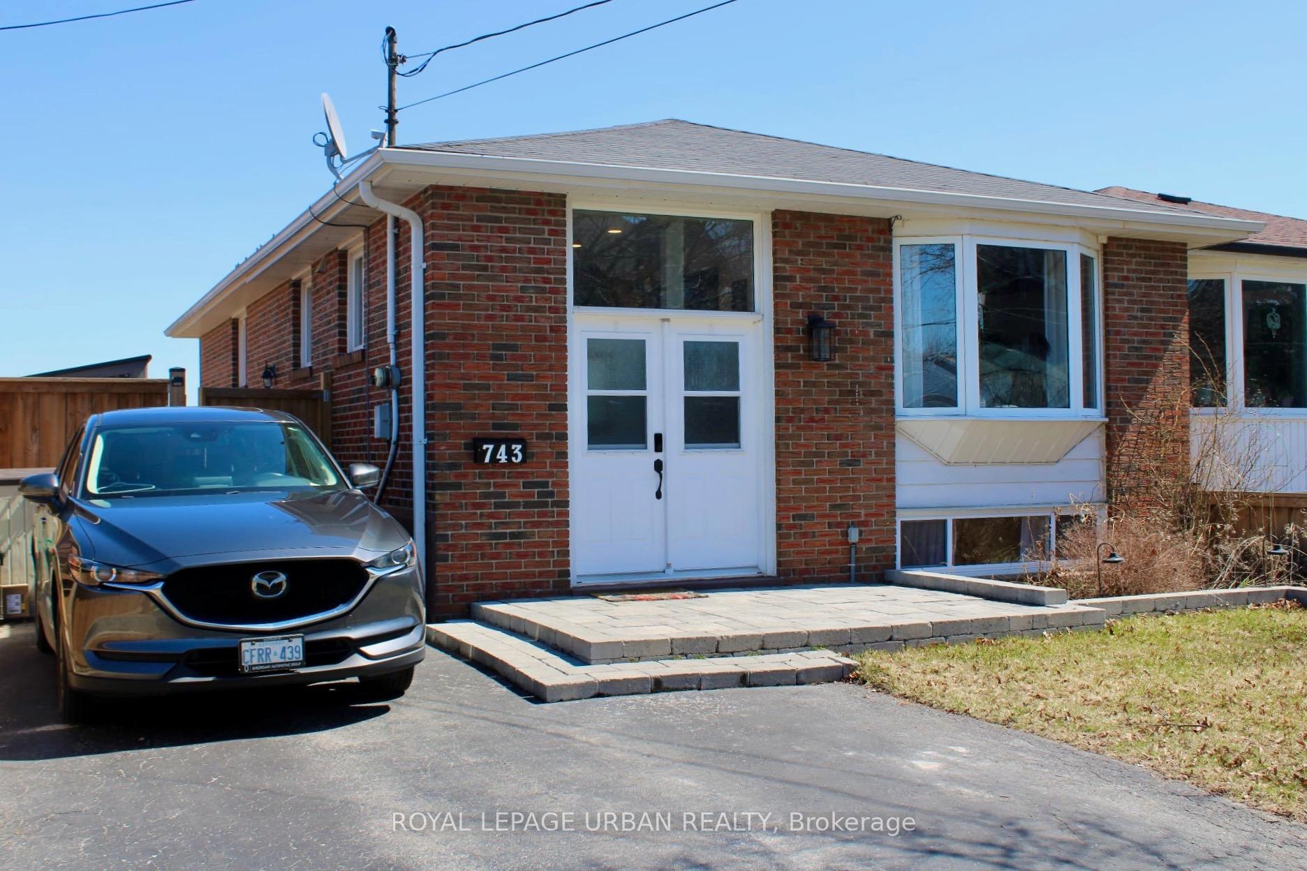 Front of 743 West Shore Boulevard