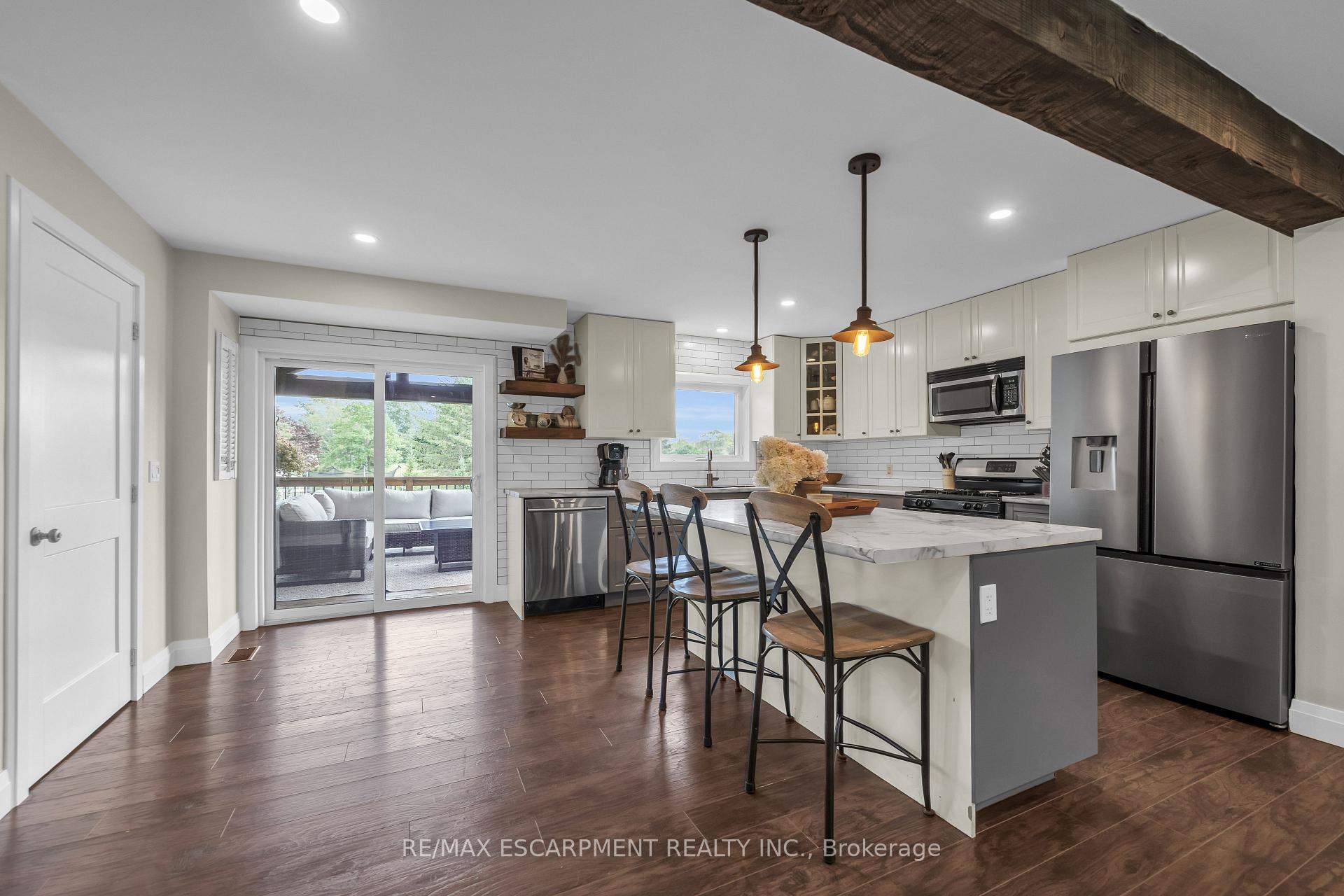 Photo 6 of 1793 Balfour Street, Pelham, North Pelham — HOMEH