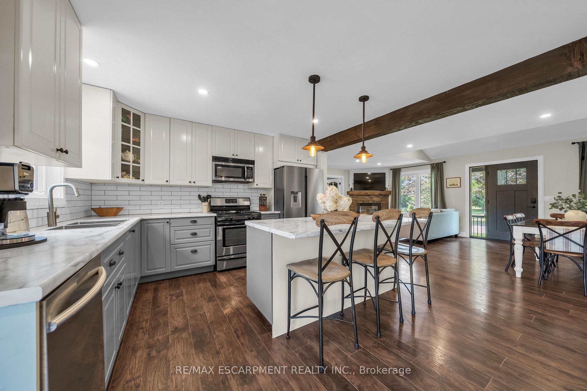 Photo 8 of 1793 Balfour Street, Pelham, North Pelham — HOMEH