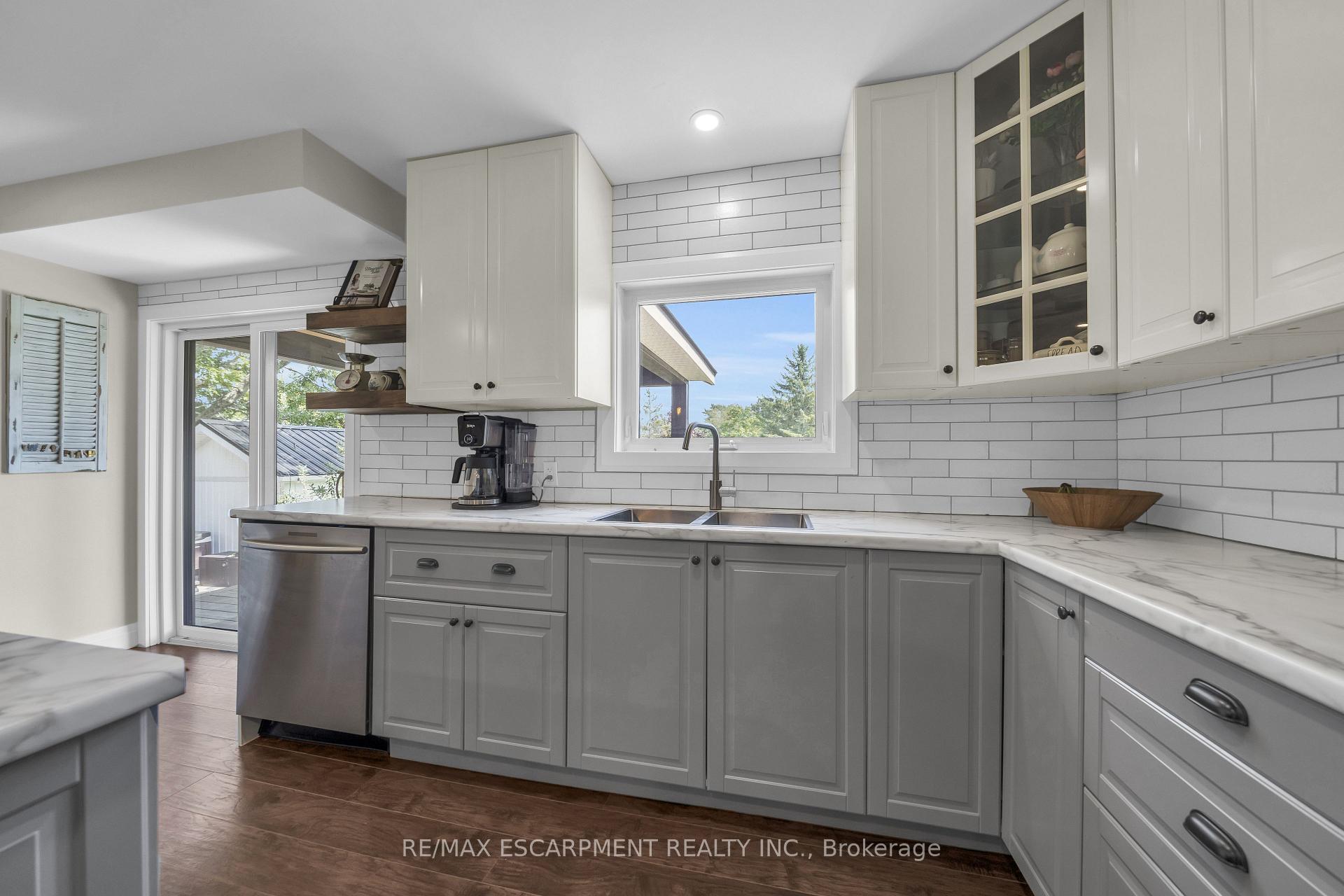 Photo 10 of 1793 Balfour Street, Pelham, North Pelham — HOMEH
