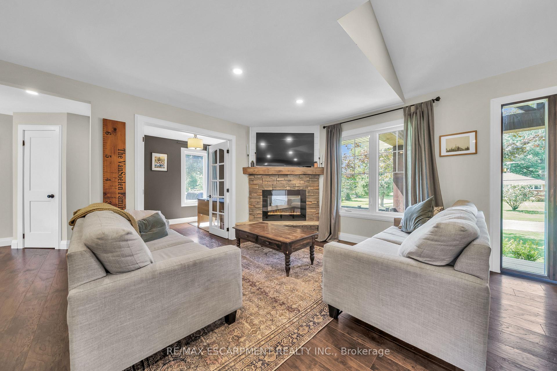 Photo 13 of 1793 Balfour Street, Pelham, North Pelham — HOMEH