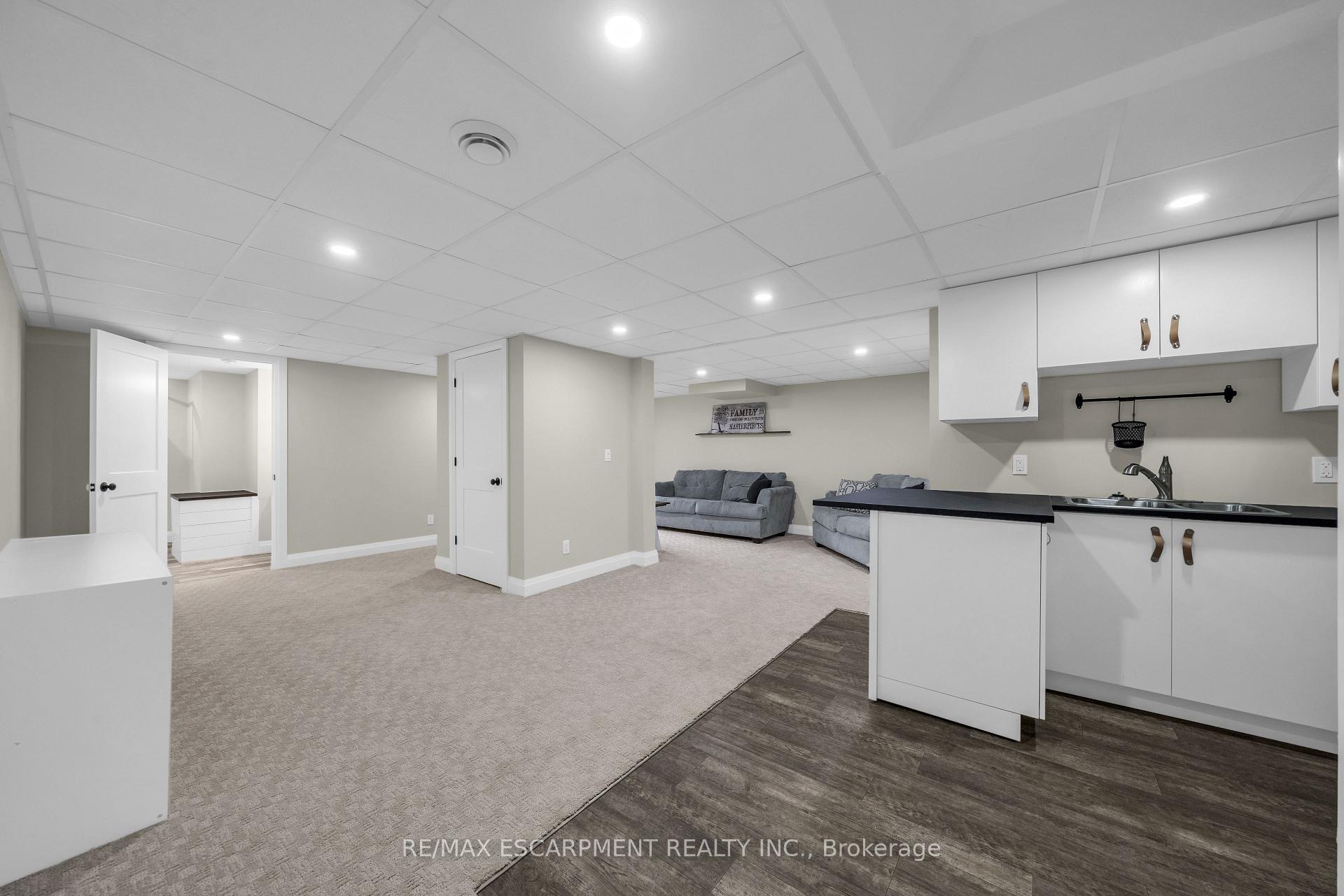 Photo 25 of 1793 Balfour Street, Pelham, North Pelham — HOMEH