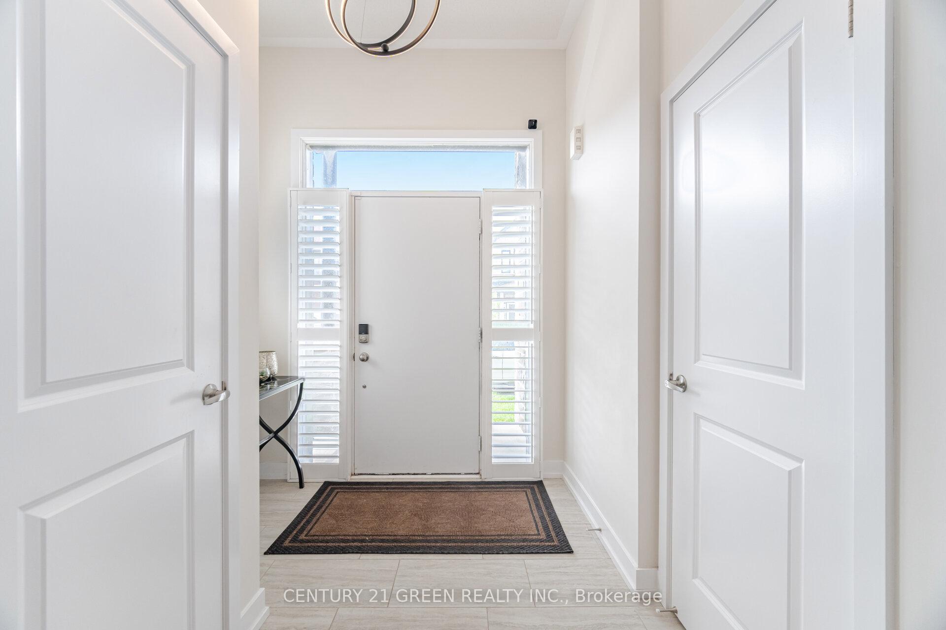 Photo 12 of 608 Leatherleaf Landing, Milton, Cobban — HOMEH