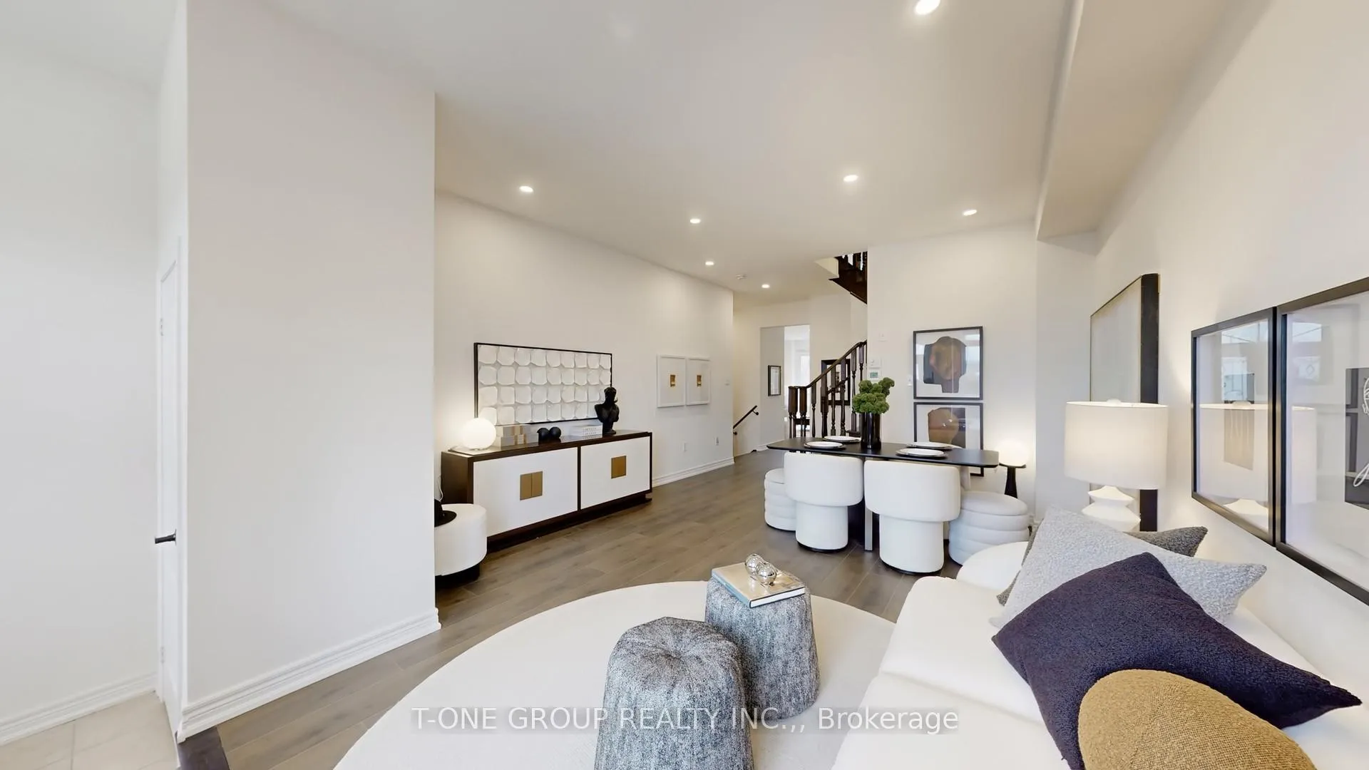 Photo 7 of 88 Christian Ritter Drive, Markham, Berczy — HOMEH