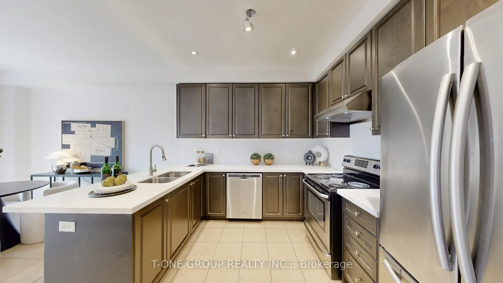 Photo 17 of 88 Christian Ritter Drive, Markham, Berczy — HOMEH