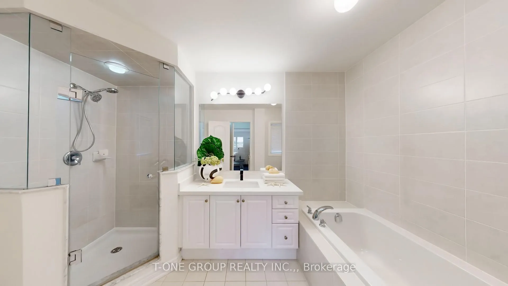 Photo 30 of 88 Christian Ritter Drive, Markham, Berczy — HOMEH