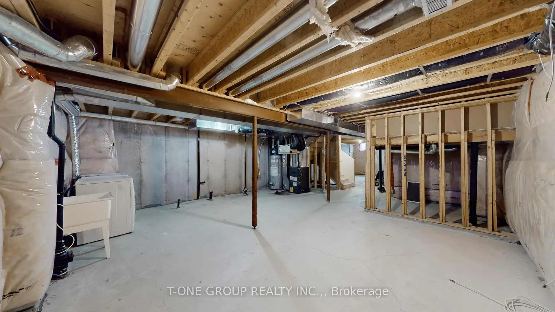 Photo 44 of 88 Christian Ritter Drive, Markham, Berczy — HOMEH