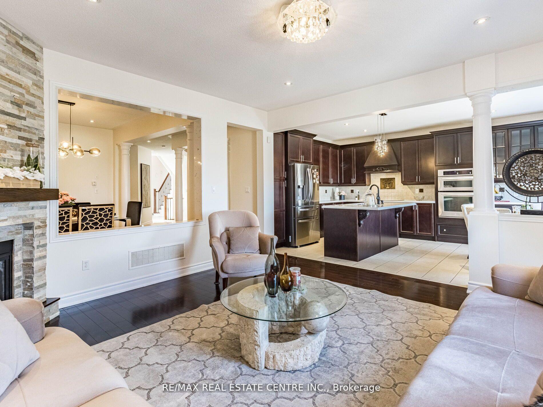 Photo 19 of 853 Stoutt Crescent, Milton, Coates — HOMEH