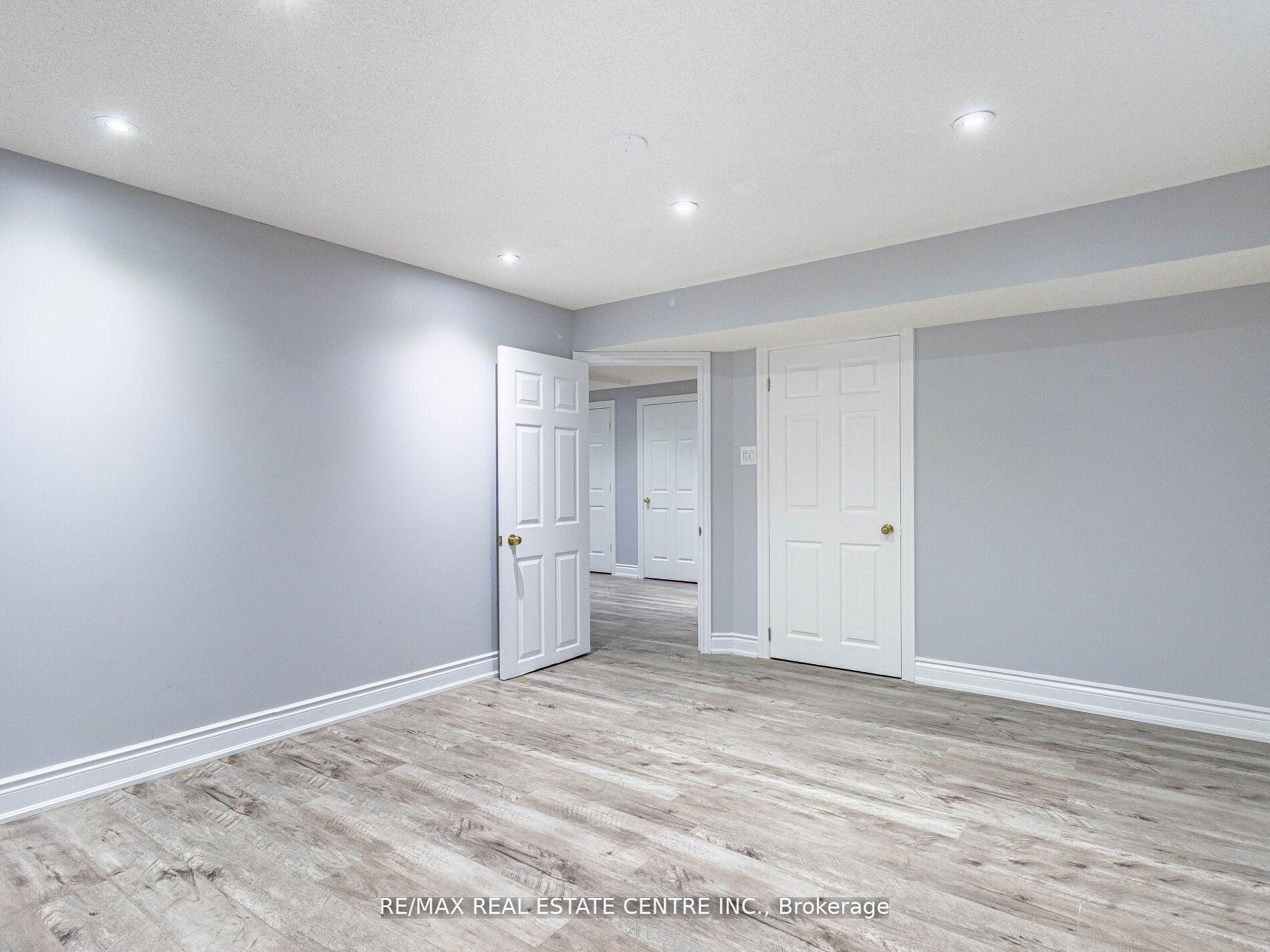 Photo 36 of 853 Stoutt Crescent, Milton, Coates — HOMEH