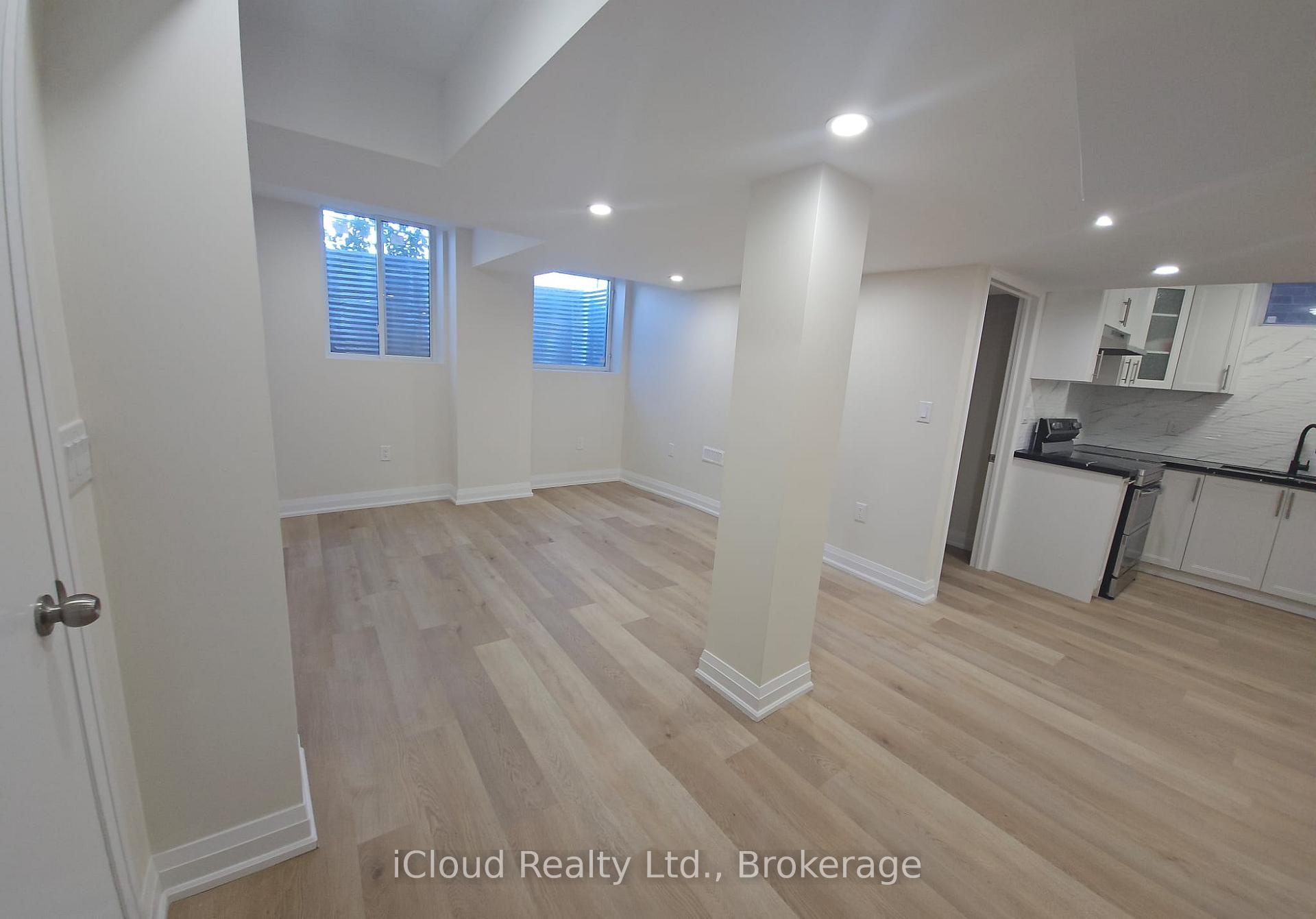 Photo 2 of 1142 Skyridge Blvd, Pickering, Rural Pickering — HOMEH