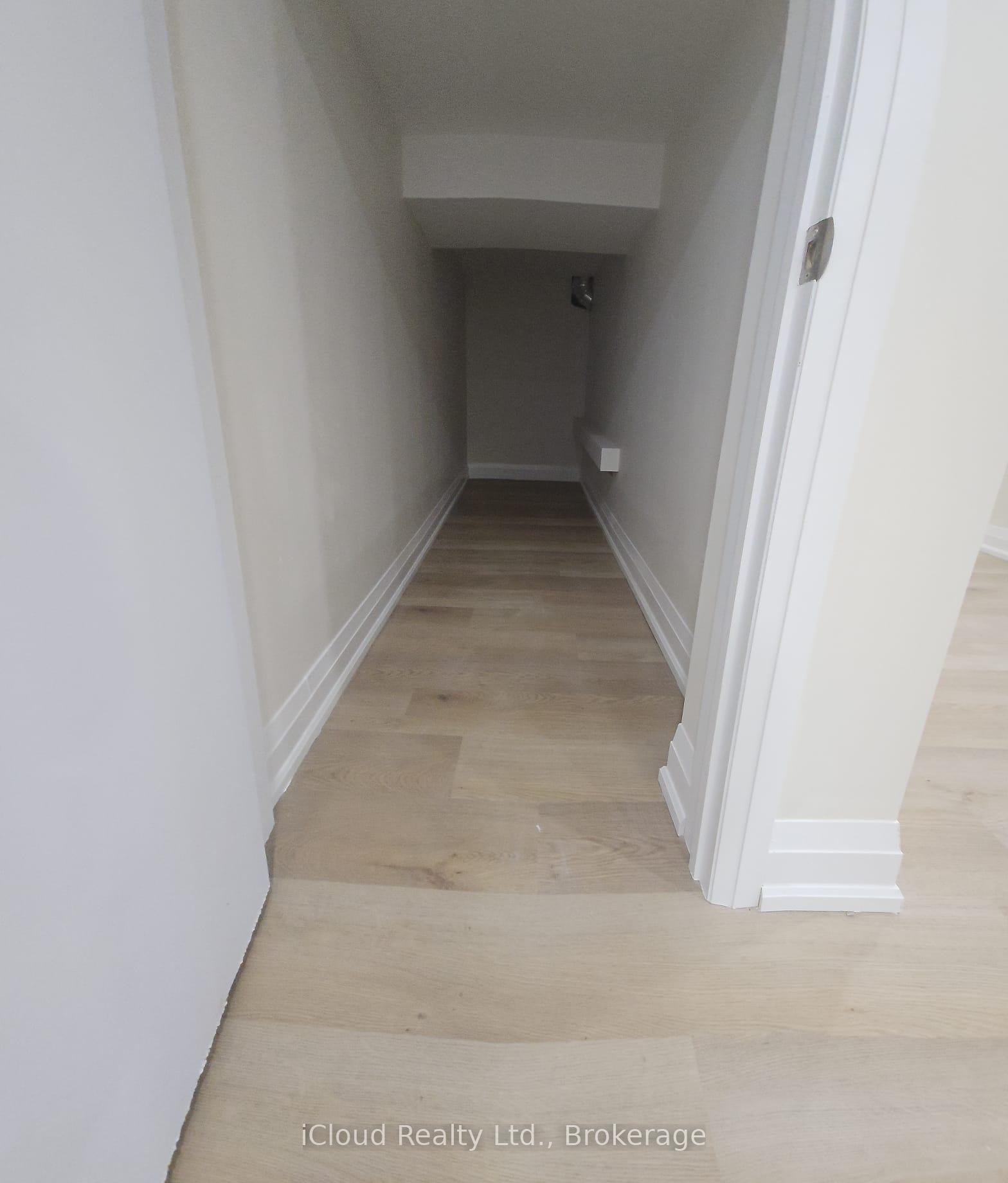 Photo 12 of 1142 Skyridge Blvd, Pickering, Rural Pickering — HOMEH