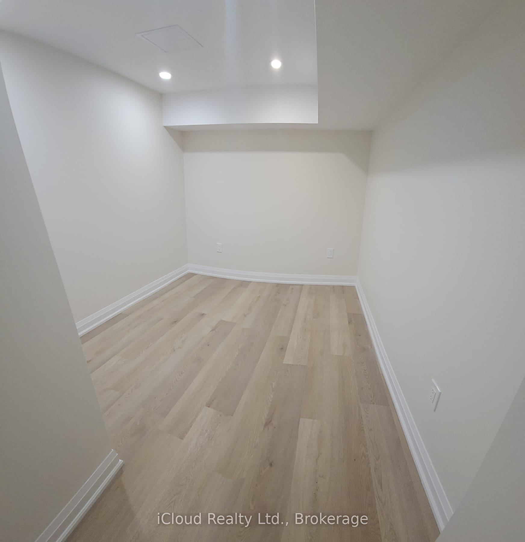 Photo 14 of 1142 Skyridge Blvd, Pickering, Rural Pickering — HOMEH
