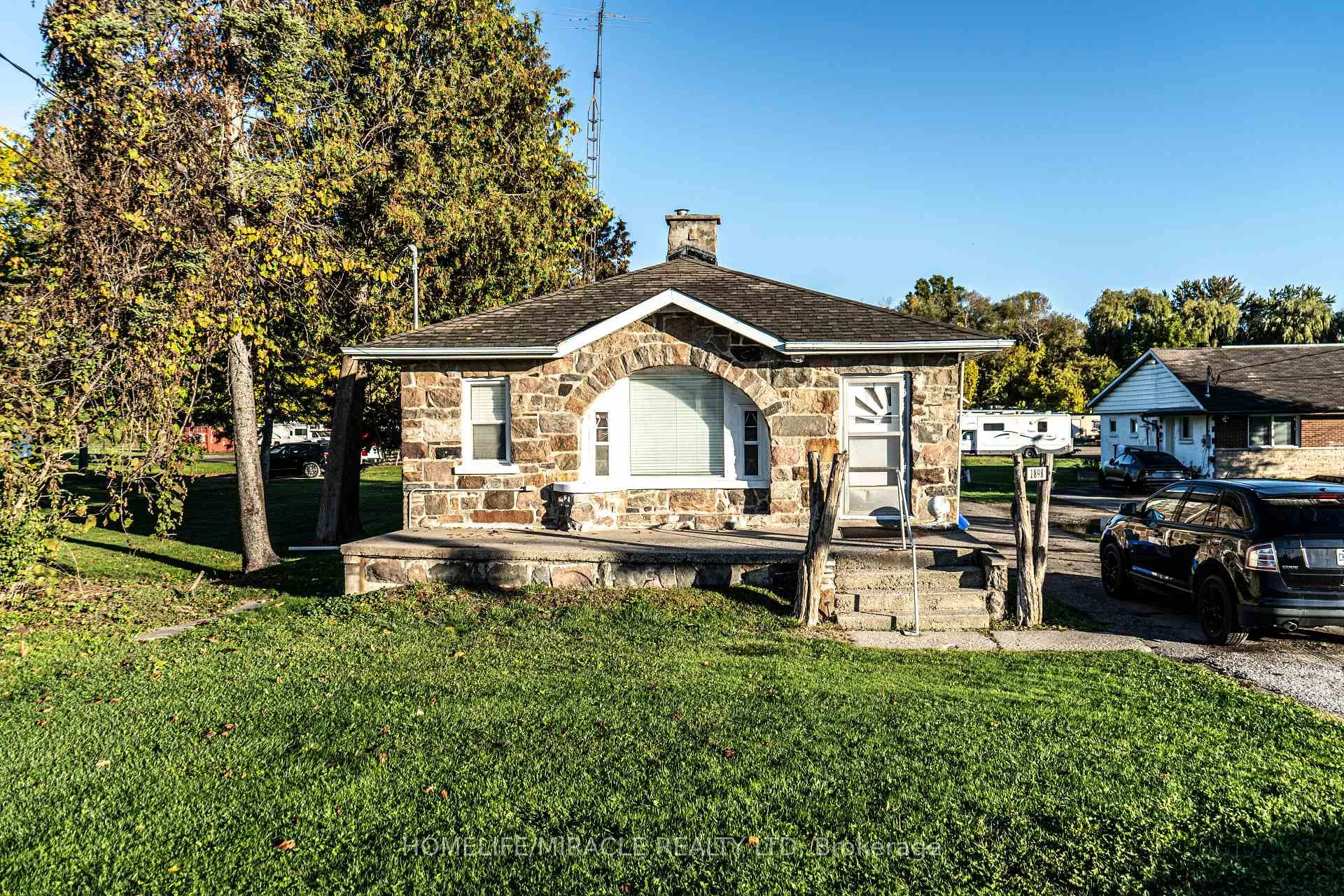 Photo 1 of 1898 Kingston Road, Pickering, Village East — HOMEH