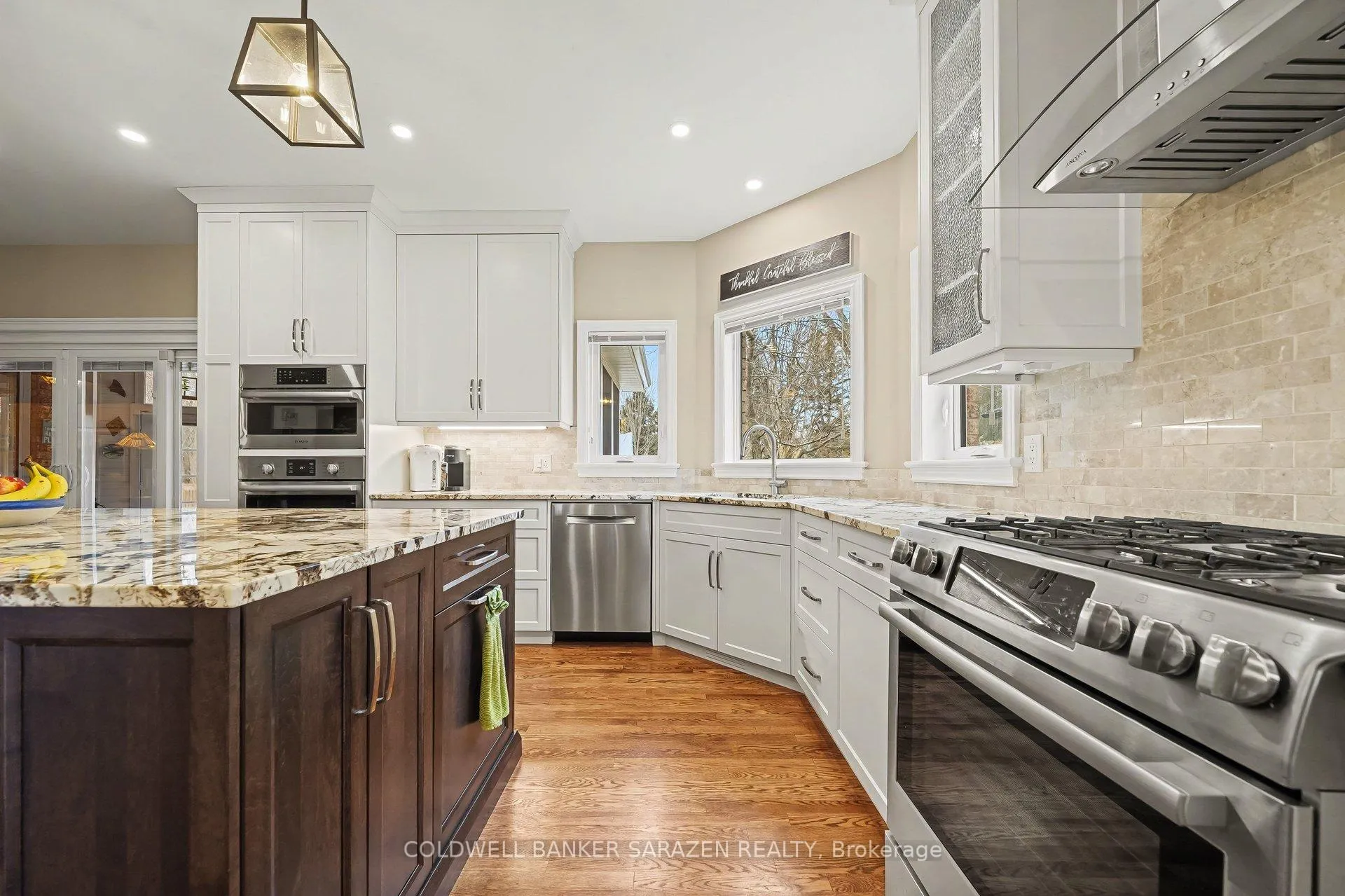 Photo 4 of 1334 Scharfgate Drive, Ottawa, Manotick Village & Manotick Estates — HOMEH