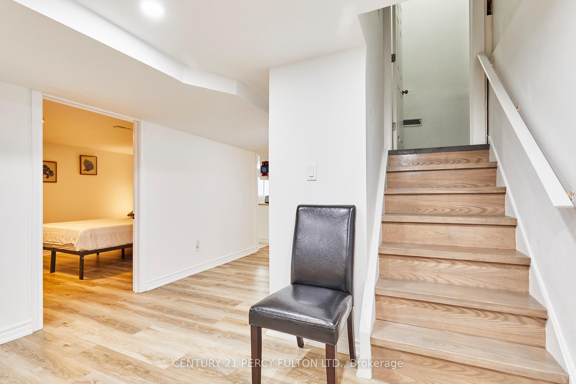 Photo 16 of 931 Liverpool Road, Pickering, Bay Ridges — HOMEH