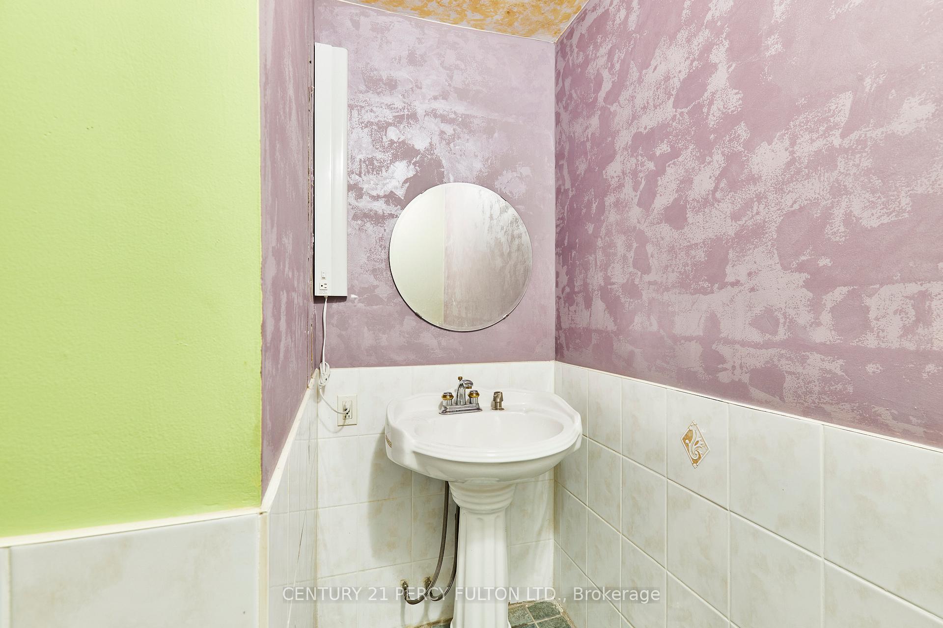 Photo 29 of 931 Liverpool Road, Pickering, Bay Ridges — HOMEH
