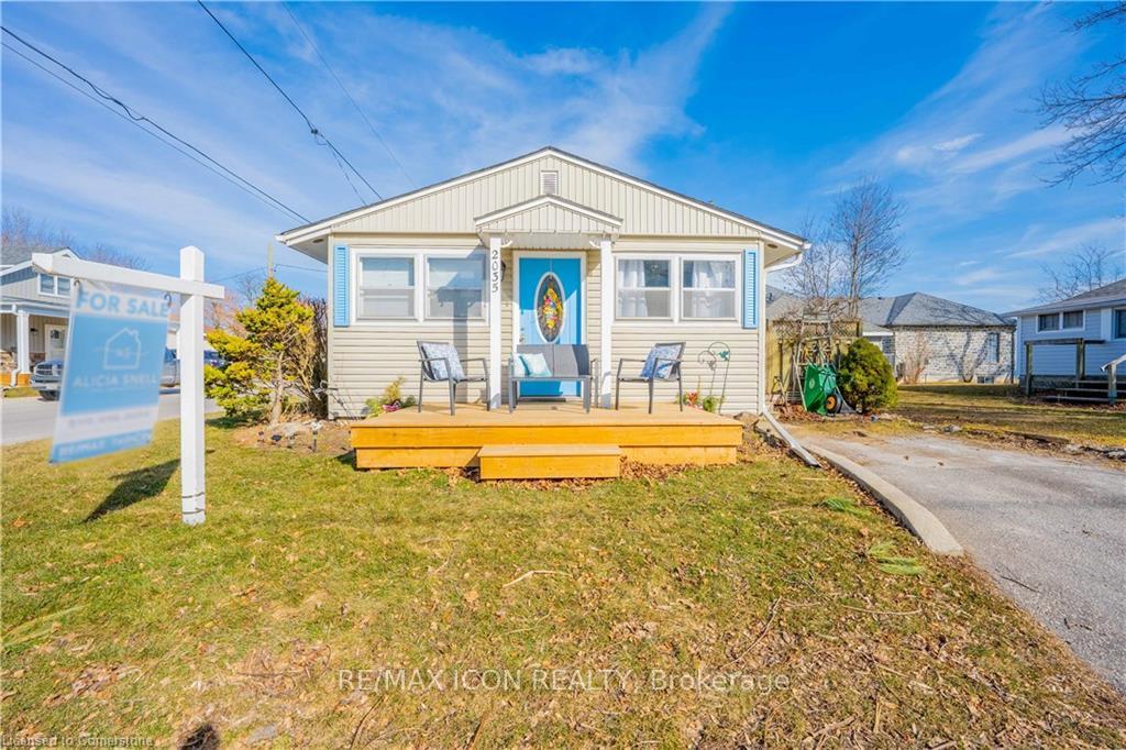 Photo 7 of 2035 Erie Street, Norfolk, Port Dover — HOMEH