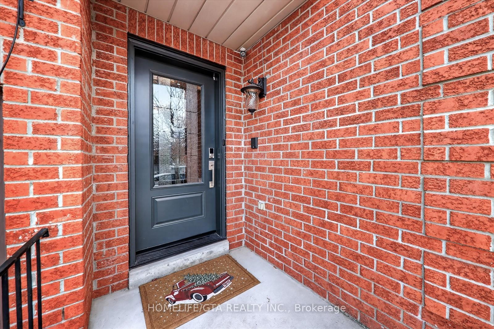 Photo 3 of 1865 Brookshire Square, Pickering, Liverpool — HOMEH