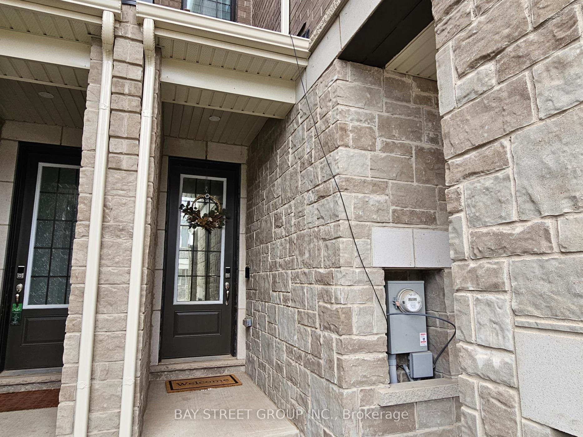 Photo 3 of 1829 Thames Circle, Milton, Bowes — HOMEH