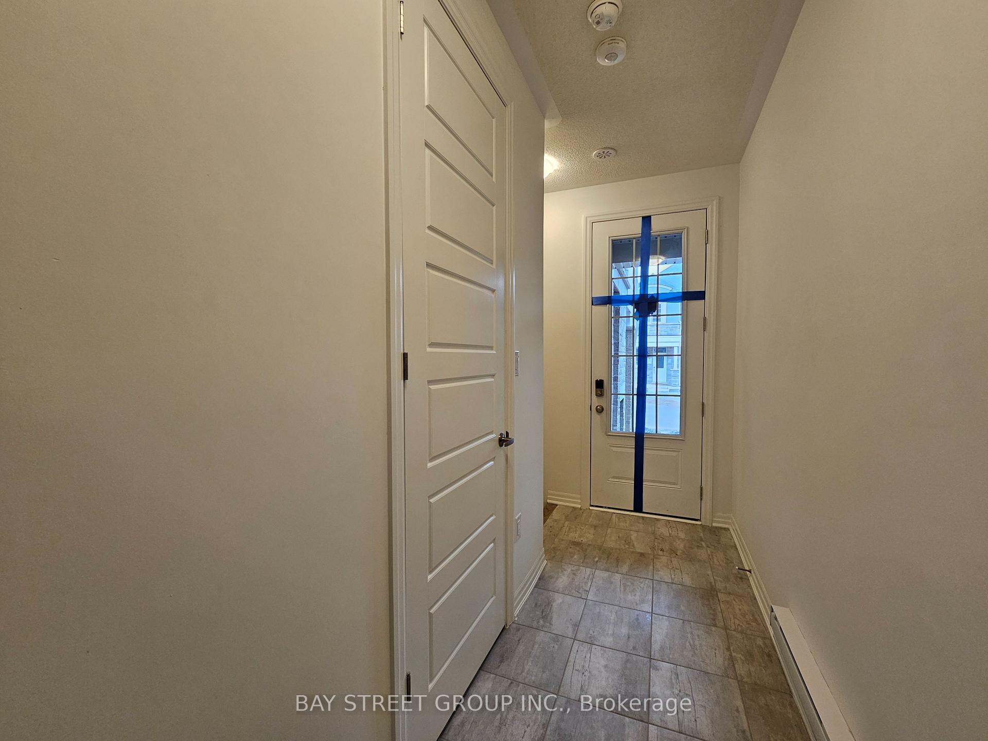Photo 4 of 1829 Thames Circle, Milton, Bowes — HOMEH