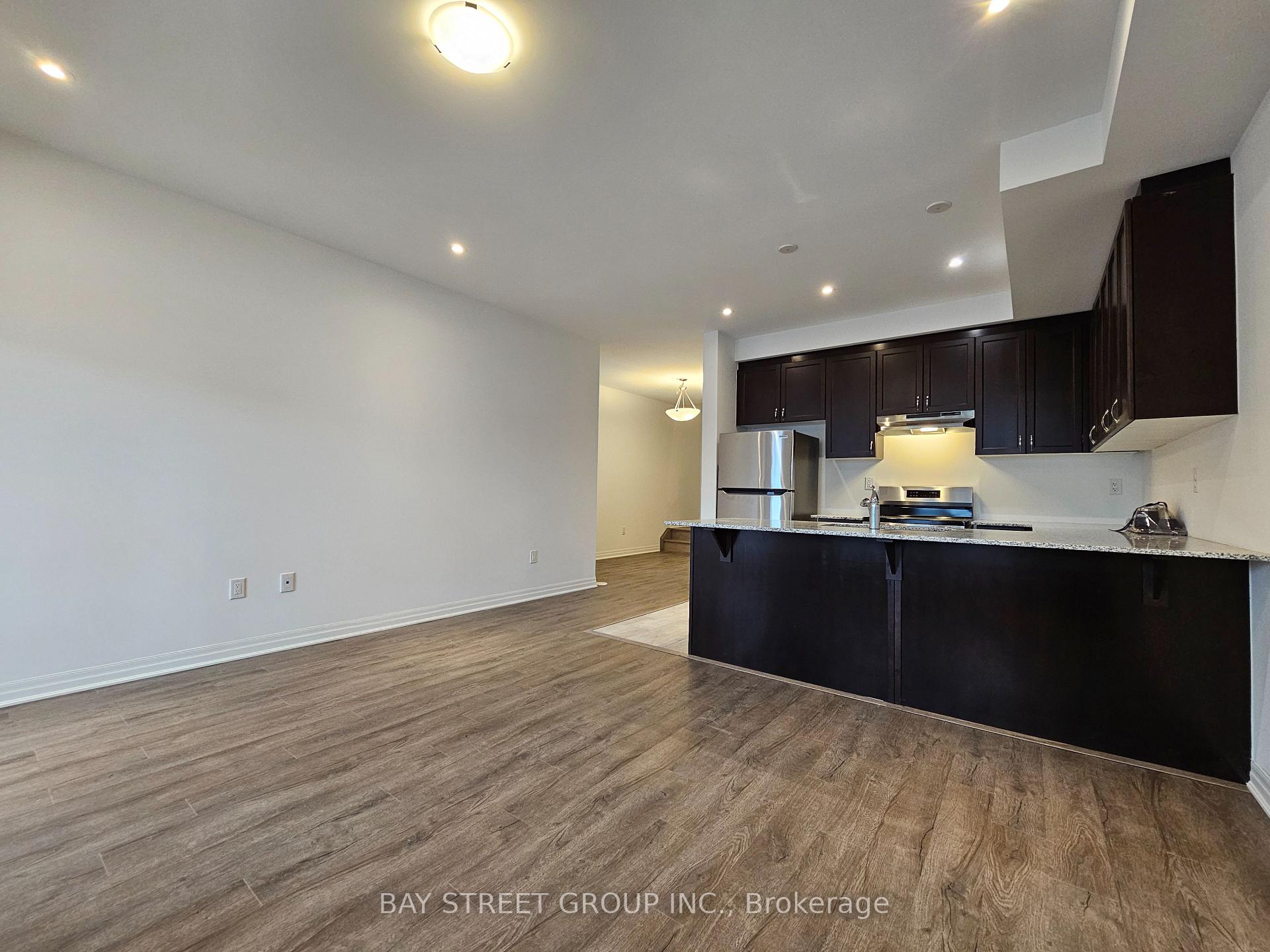 Photo 9 of 1829 Thames Circle, Milton, Bowes — HOMEH