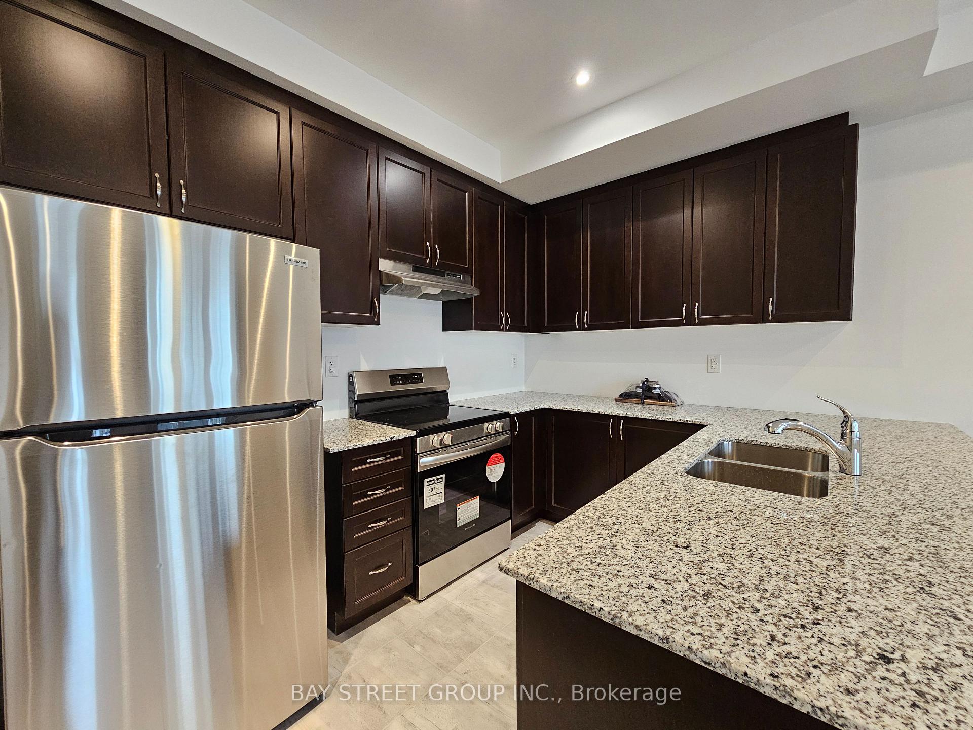 Photo 11 of 1829 Thames Circle, Milton, Bowes — HOMEH