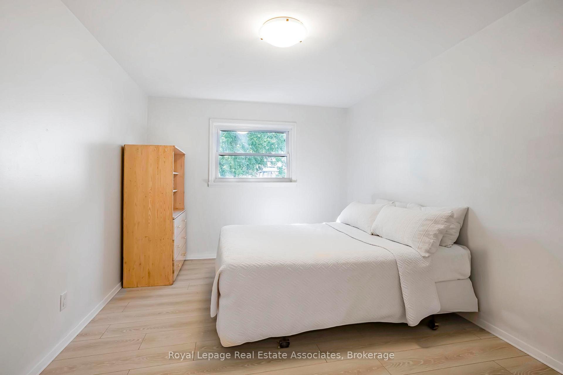 Photo 17 of 256 Chapel Street, Norfolk, Simcoe — HOMEH
