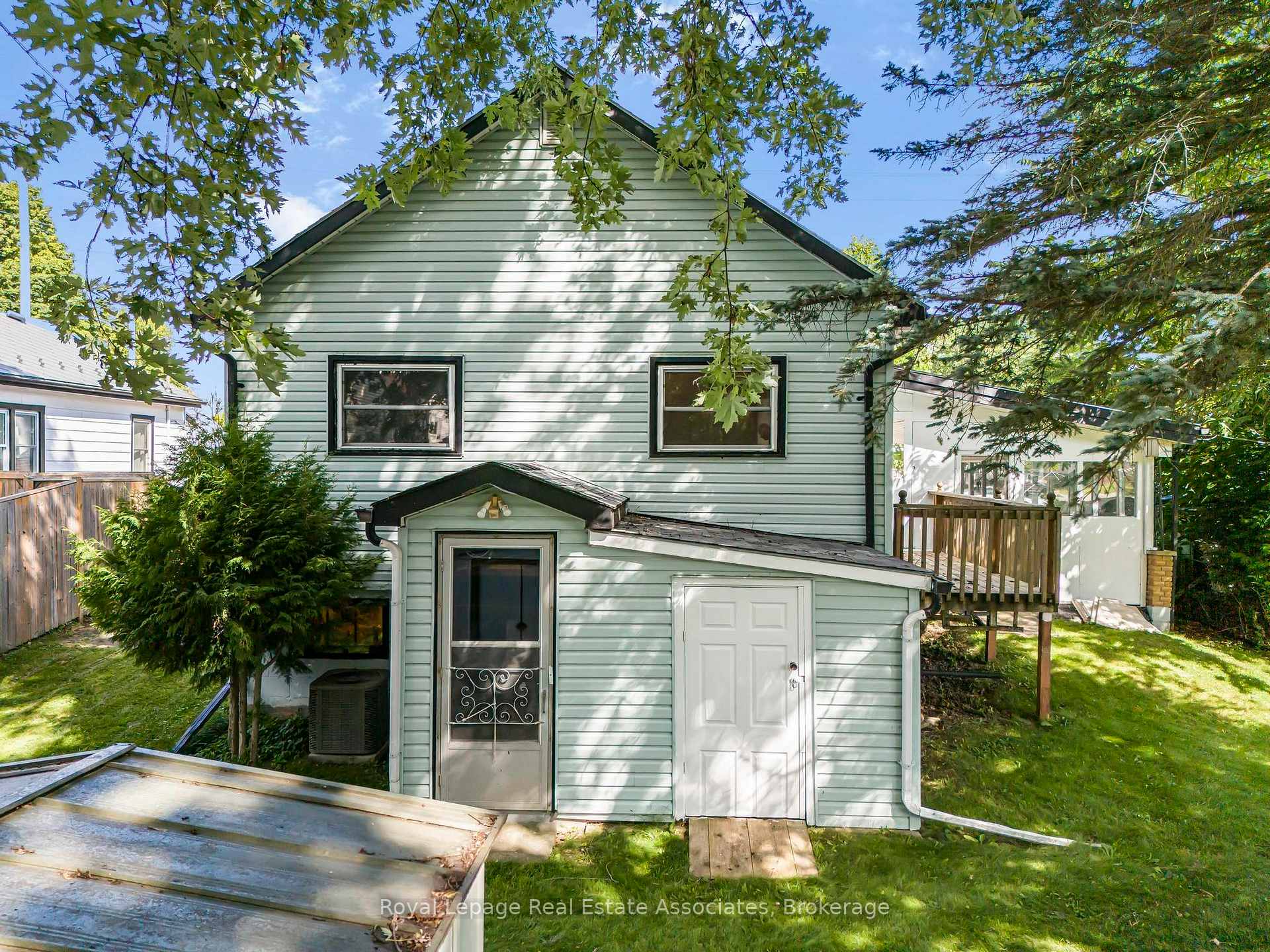 Photo 27 of 256 Chapel Street, Norfolk, Simcoe — HOMEH