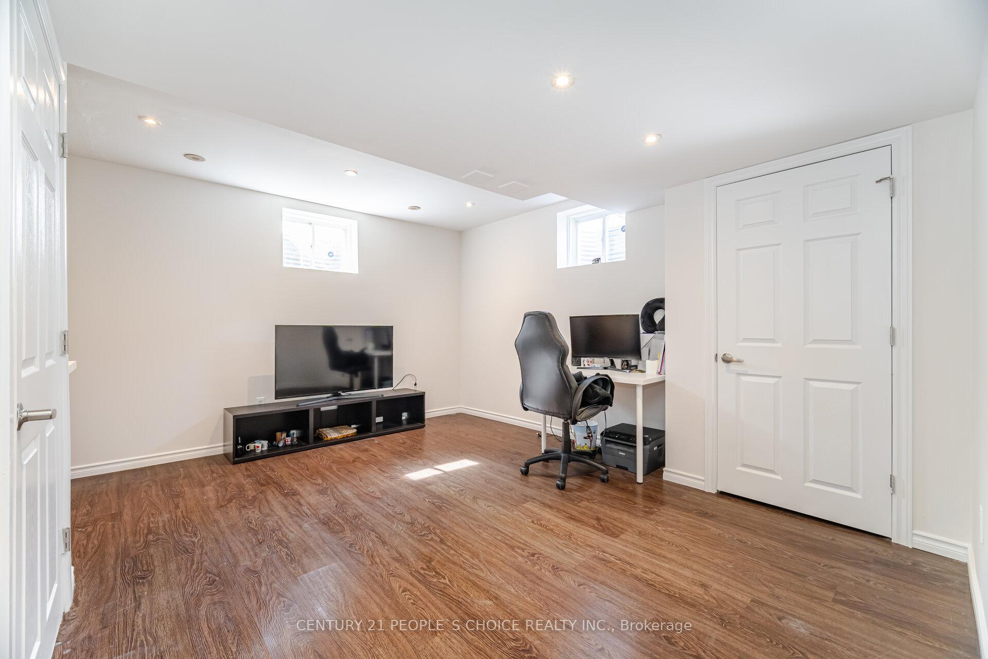 Photo 37 of 630 Thompson Road S, Milton, Coates — HOMEH