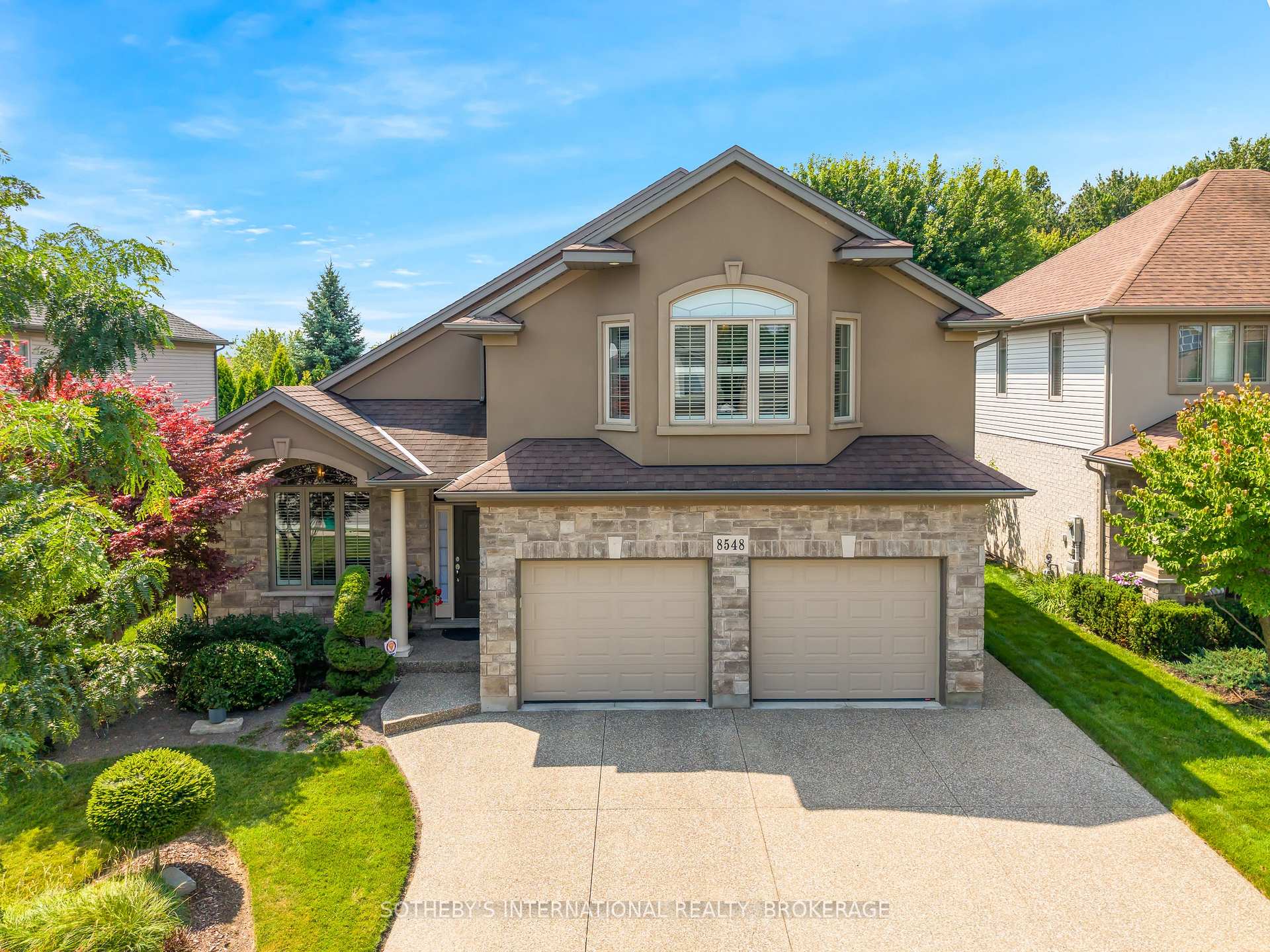 Front of 8548 Forestview Boulevard