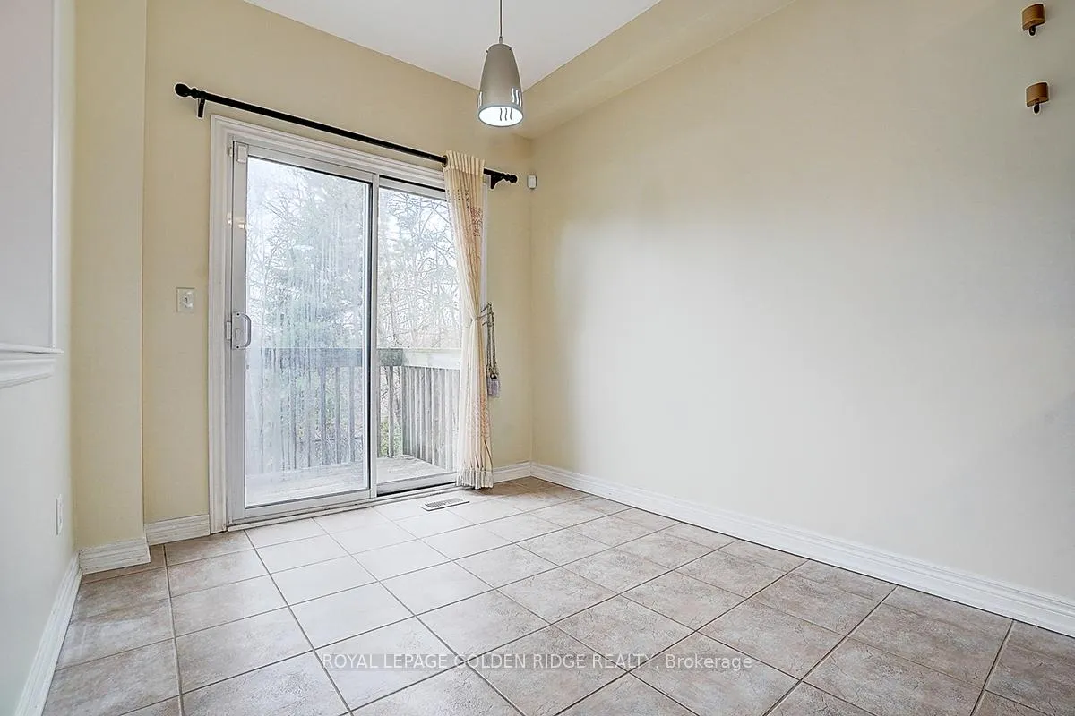 Photo 11 of 23 Drew Kelly Way, Markham, Buttonville — HOMEH