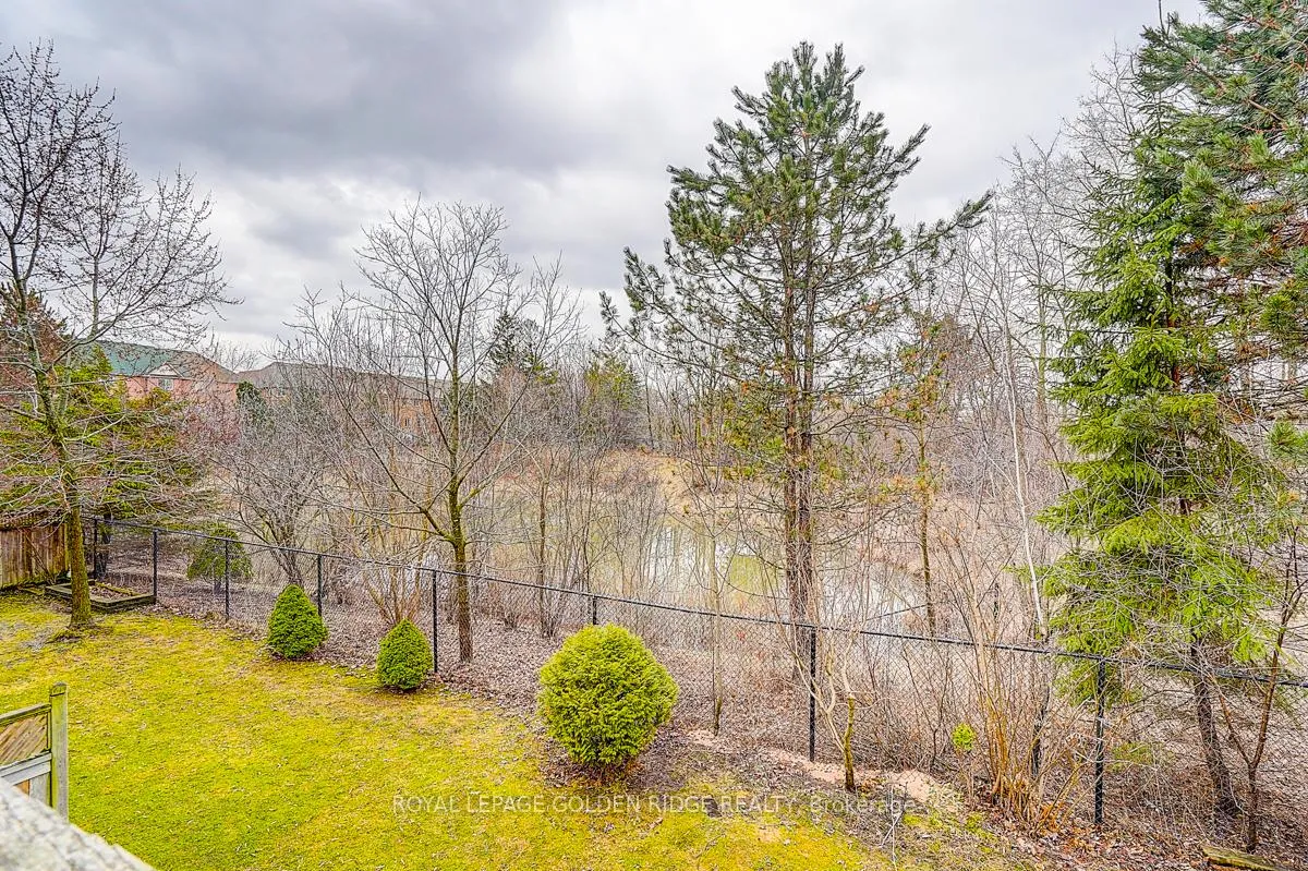 Photo 14 of 23 Drew Kelly Way, Markham, Buttonville — HOMEH