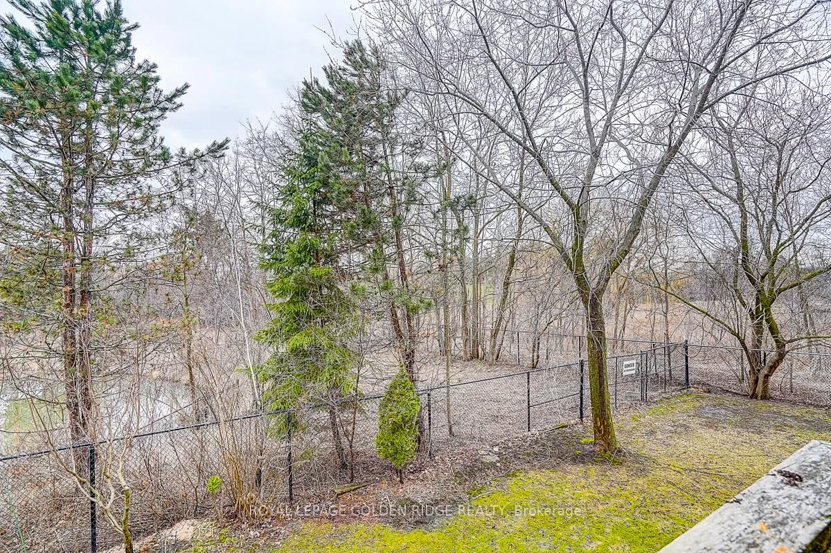 Photo 15 of 23 Drew Kelly Way, Markham, Buttonville — HOMEH