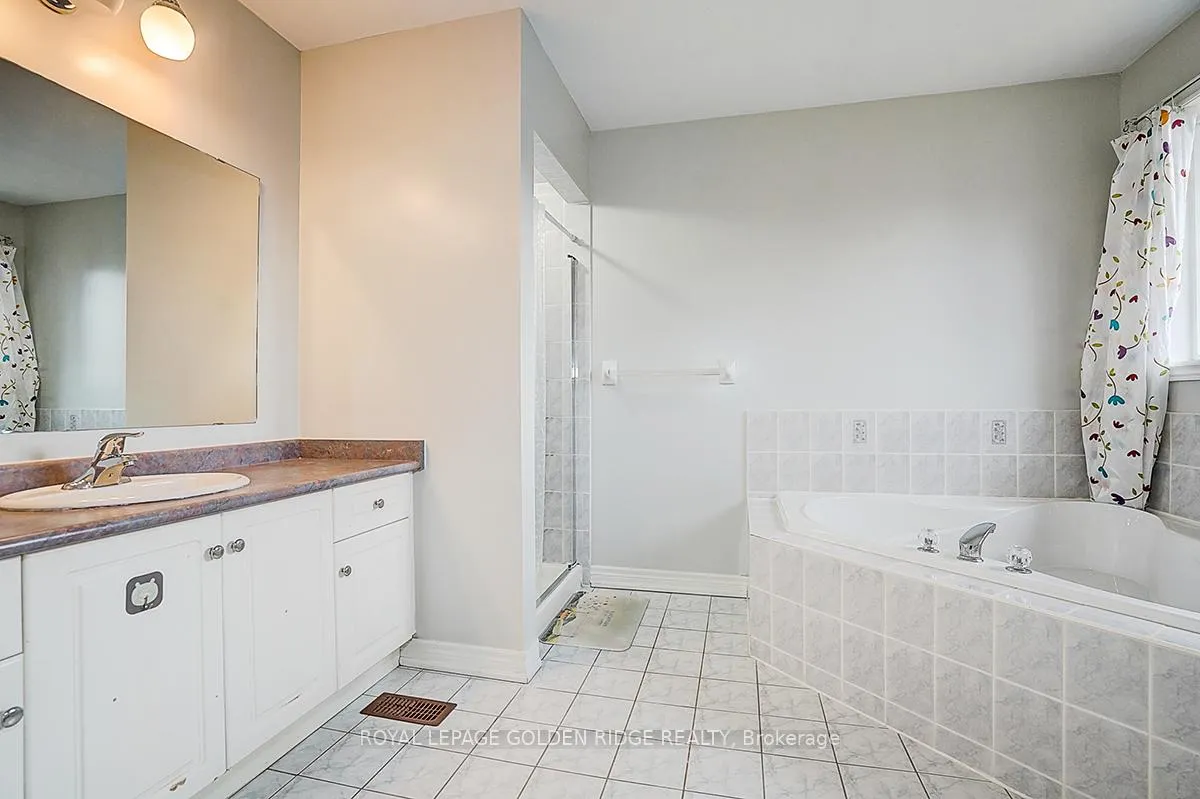 Photo 23 of 23 Drew Kelly Way, Markham, Buttonville — HOMEH