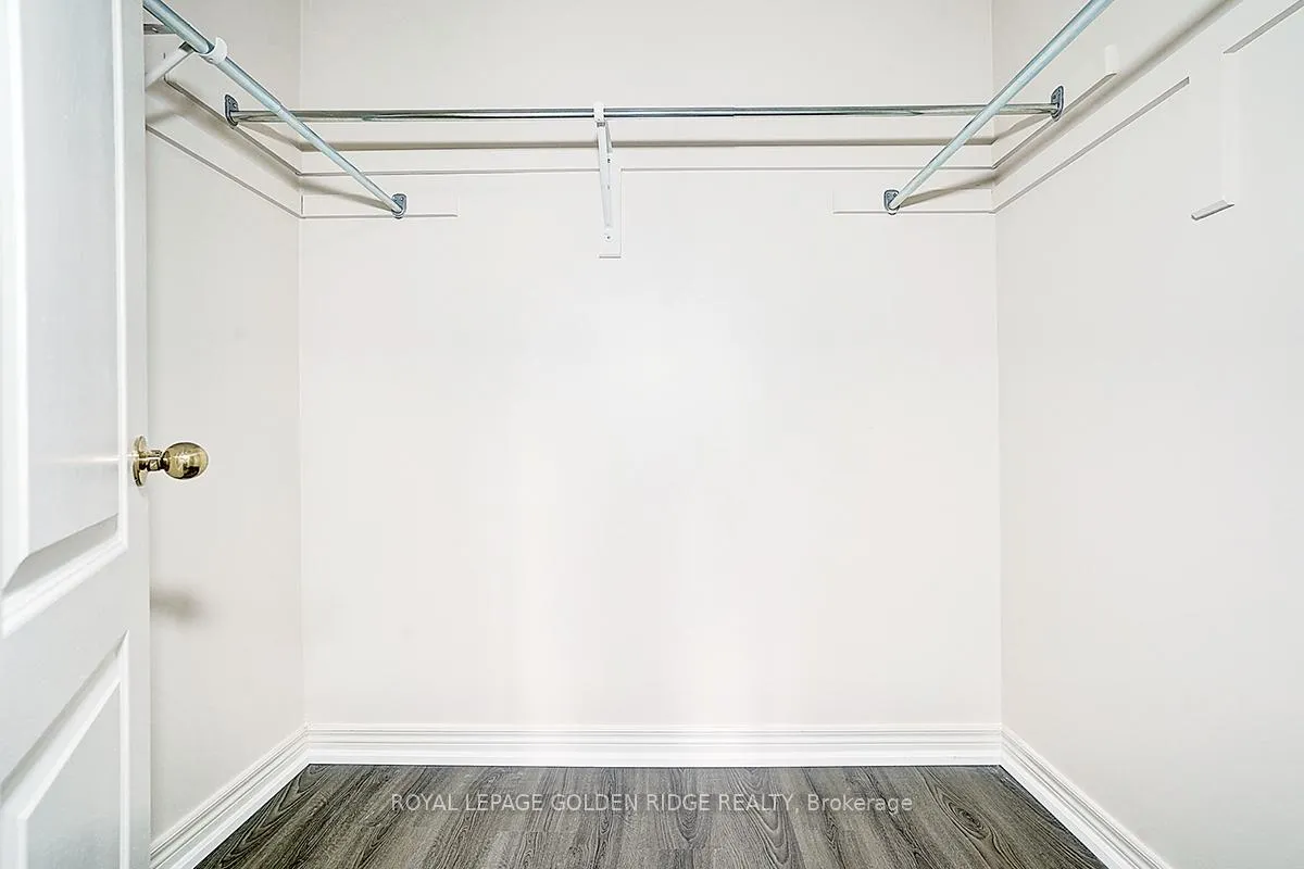 Photo 25 of 23 Drew Kelly Way, Markham, Buttonville — HOMEH