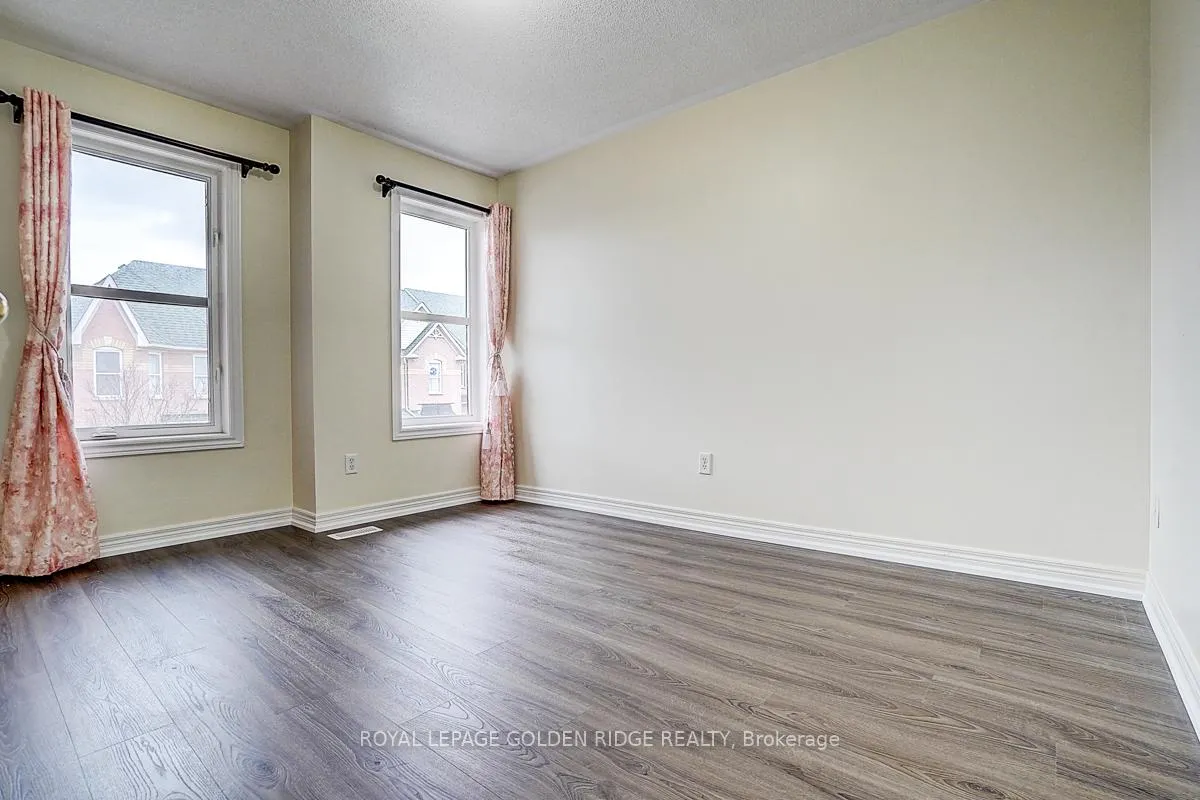Photo 29 of 23 Drew Kelly Way, Markham, Buttonville — HOMEH