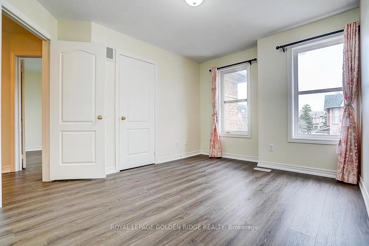 Photo 30 of 23 Drew Kelly Way, Markham, Buttonville — HOMEH