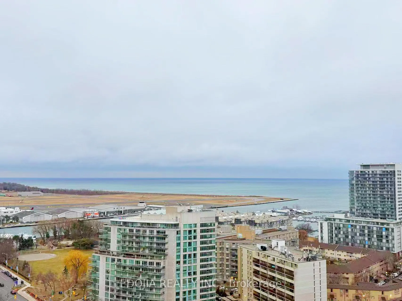 Photo 1 of Unit 2615, 17 Bathurst Street, Toronto, Waterfront Communities — HOMEH