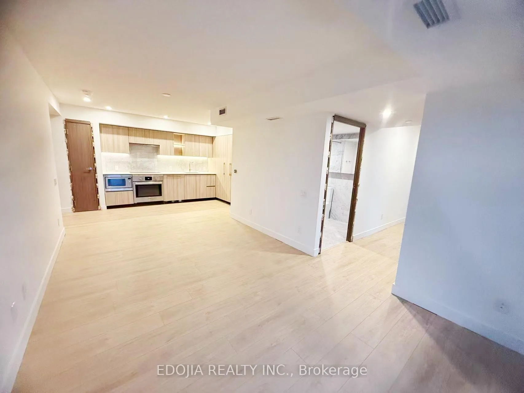 Photo 14 of Unit 2615, 17 Bathurst Street, Toronto, Waterfront Communities — HOMEH