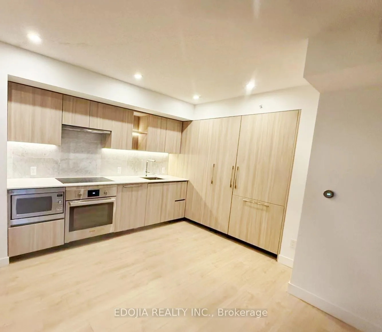 Photo 16 of Unit 2615, 17 Bathurst Street, Toronto, Waterfront Communities — HOMEH