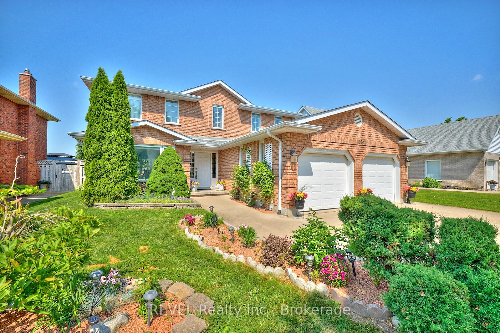 Front of 8007 Oakridge Drive
