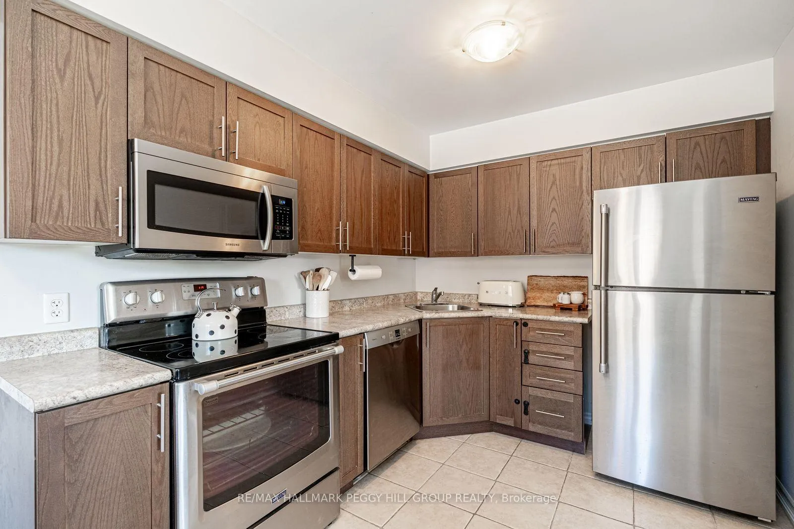 Photo 18 of Unit 7, 25 Madelaine Drive, Barrie, Painswick South — HOMEH