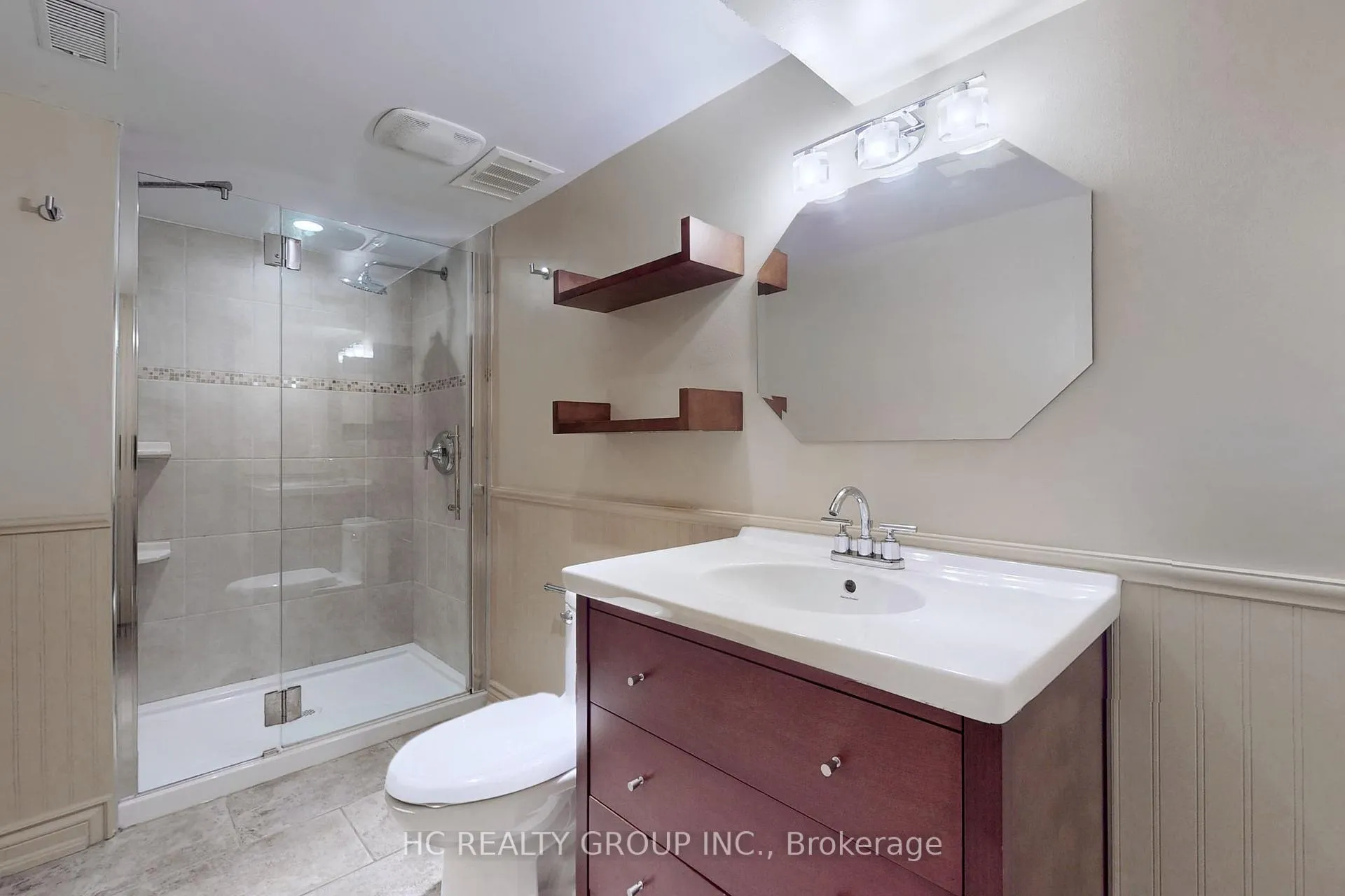 Photo 34 of 883 Darwin Drive, Pickering, Liverpool — HOMEH