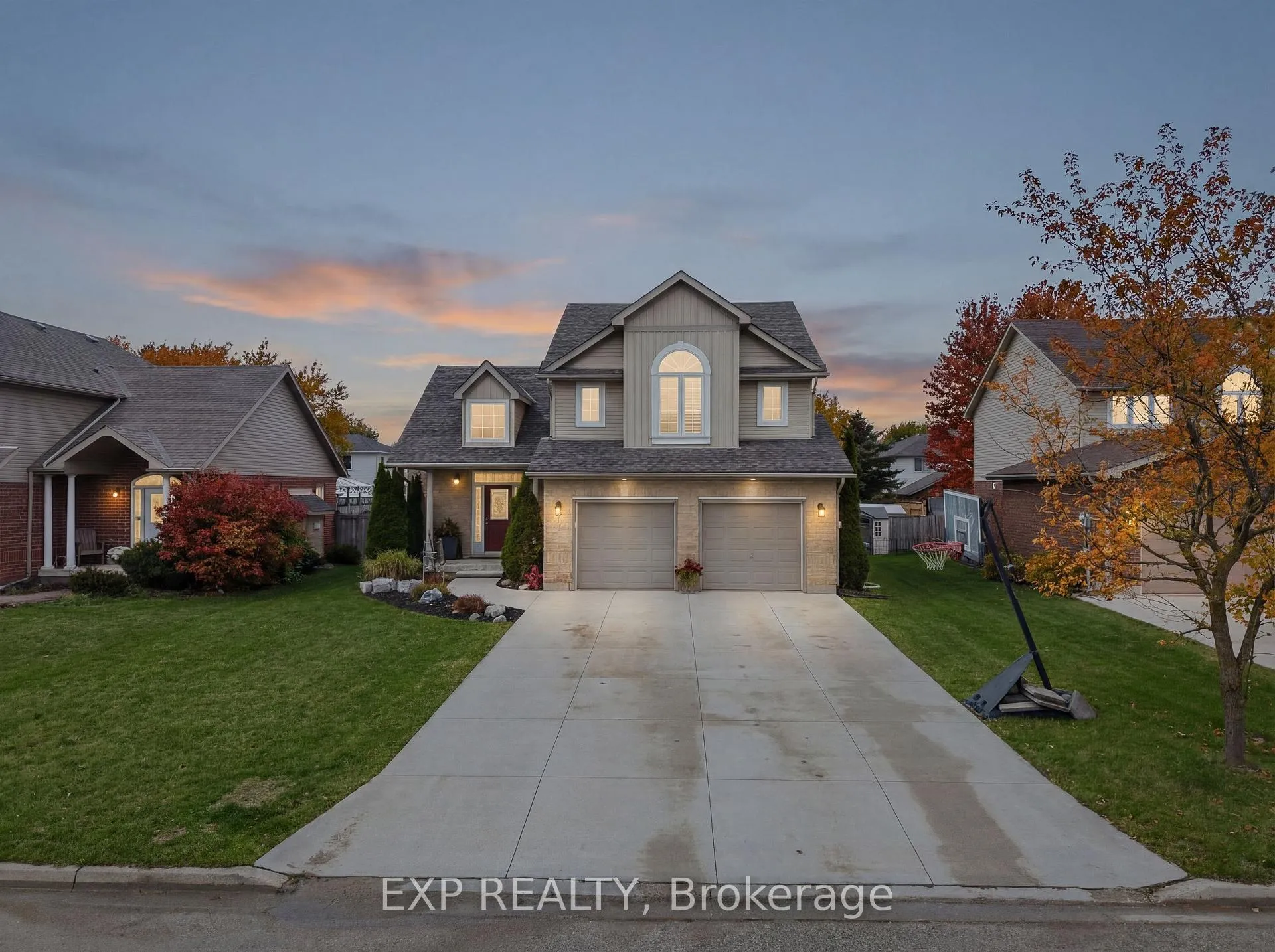 Photo 2 of 20 Parkside Street, Mapleton, Rural Mapleton — HOMEH