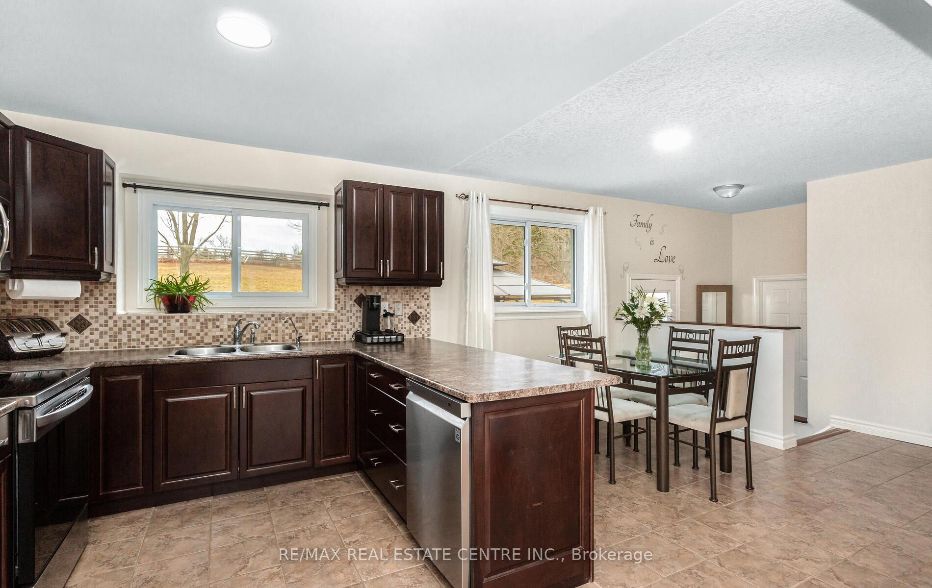 Photo 13 of 12705 Sixth Line, Milton, Rural Nassagaweya — HOMEH