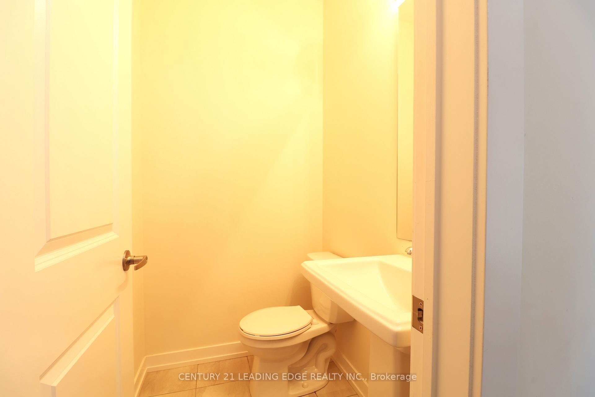 Photo 10 of 2644 Castlegate Crossing, Pickering, Duffin Heights — HOMEH