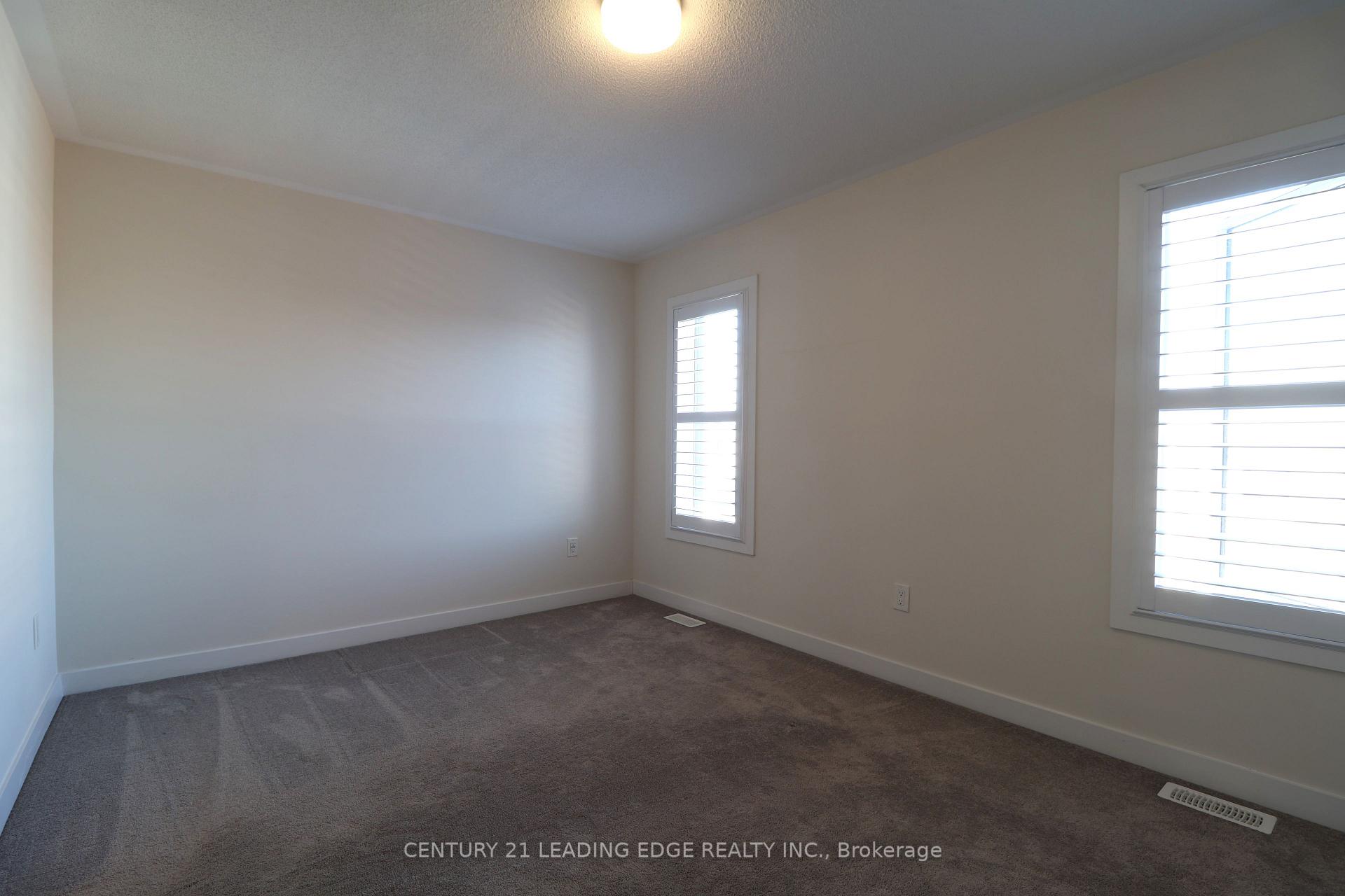 Photo 19 of 2644 Castlegate Crossing, Pickering, Duffin Heights — HOMEH