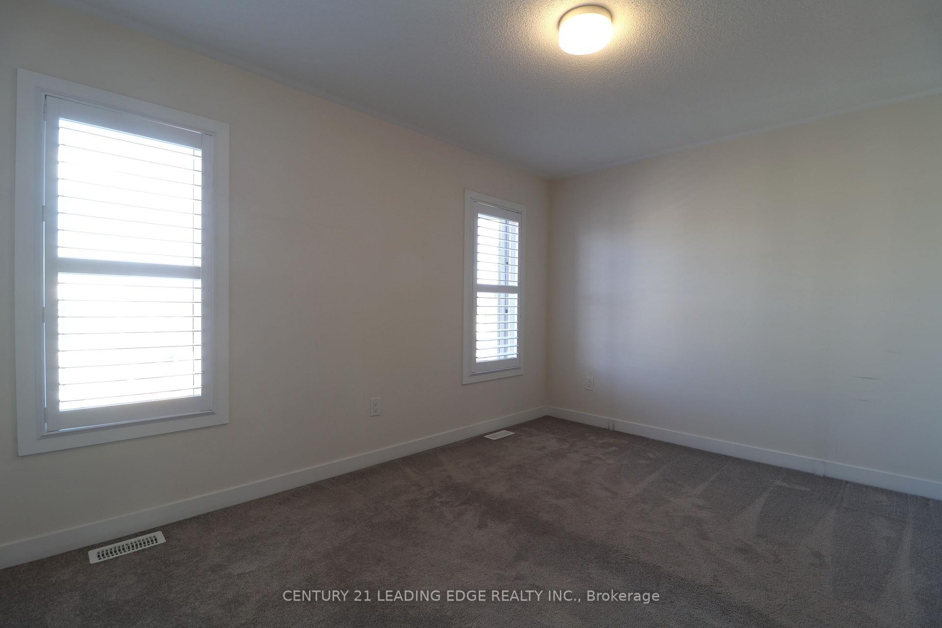 Photo 20 of 2644 Castlegate Crossing, Pickering, Duffin Heights — HOMEH